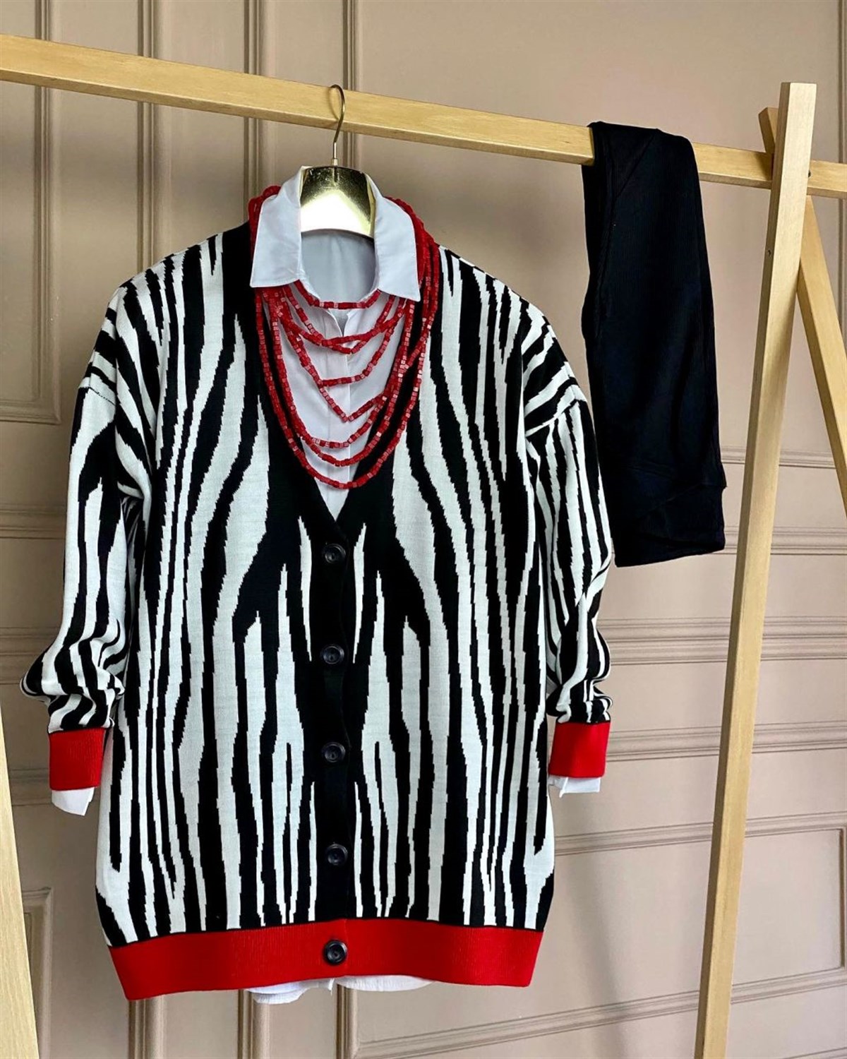 Zebra Desen Oversize Hırka (Siyah)