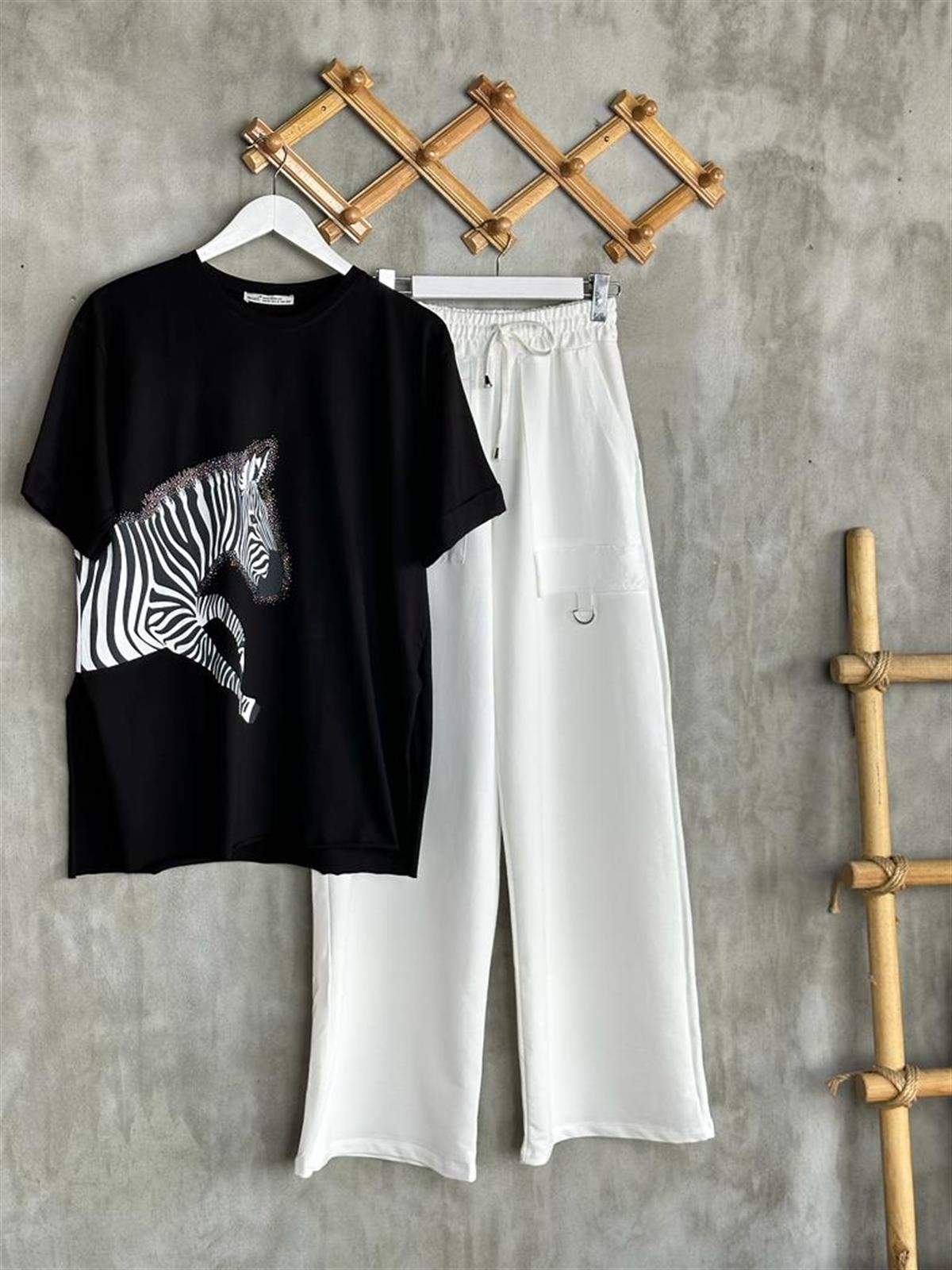 Zebra Desen Taş İşlemeli Yanı Yırtmaçlı Tunik Tişört (Siyah)