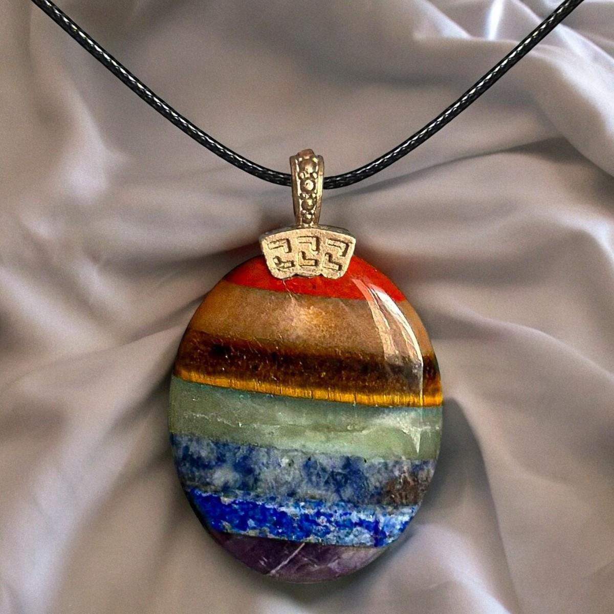 7 Çakra Oval Kolye
