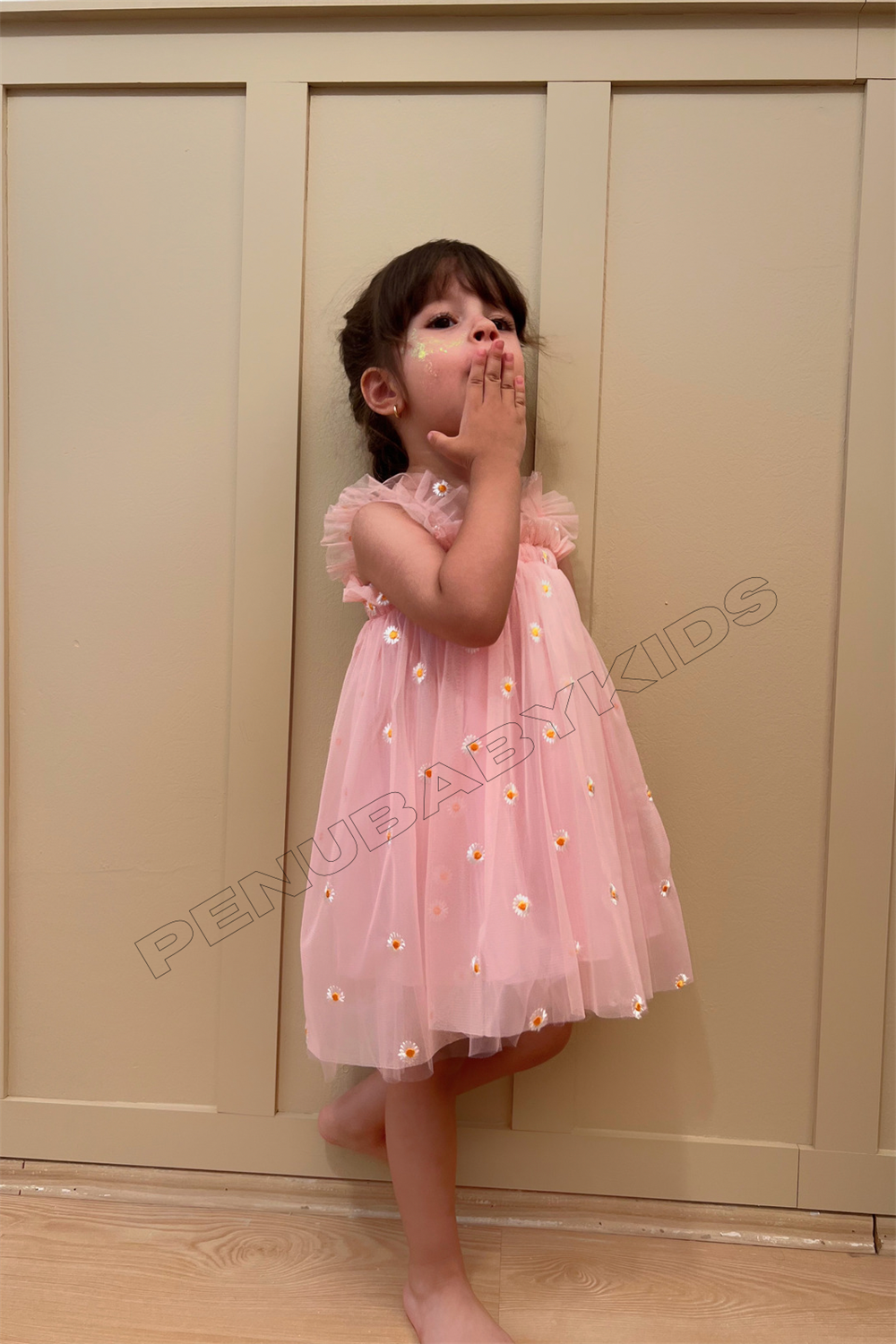 Pembe Papatya İşlemeli Askılı Kız Bebek Elbise - Daisy