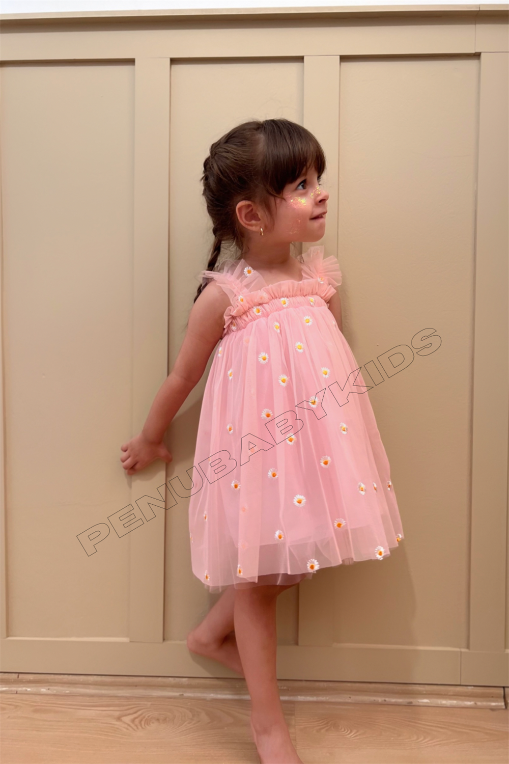 Pembe Papatya İşlemeli Askılı Kız Bebek Elbise - Daisy