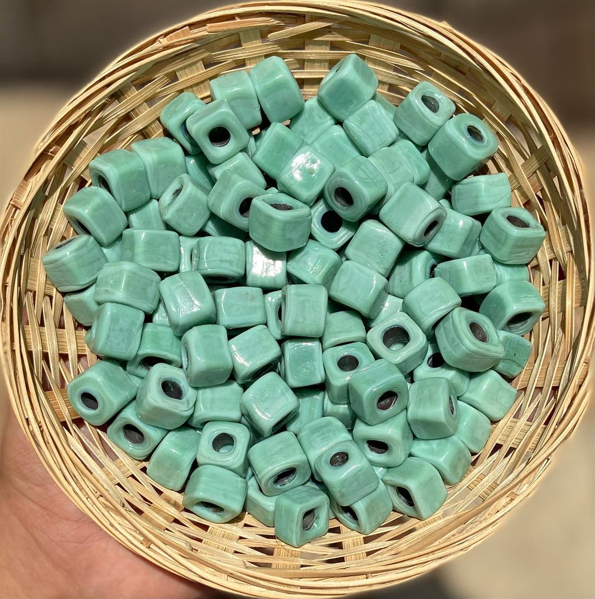 Mint Yeşil İri Kare
