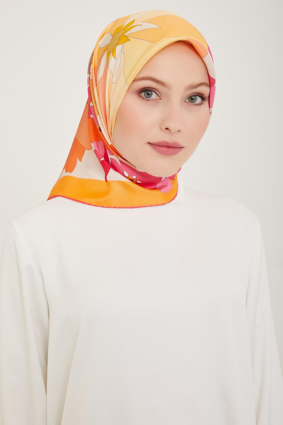 Belli Saf İpek Eşarp 4011D E24YA5463001-80