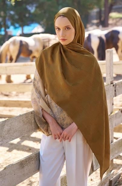 Ed Scarf Welness Dama Monogram Desen Şal 01092025-Hardal