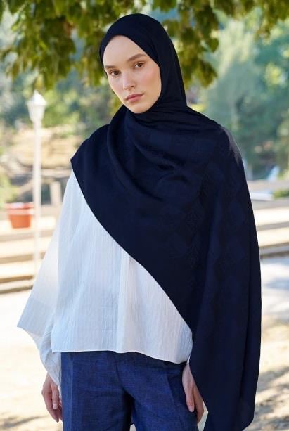 Ed Scarf Welness Dama Monogram Desen Şal 01092025-Lacivert
