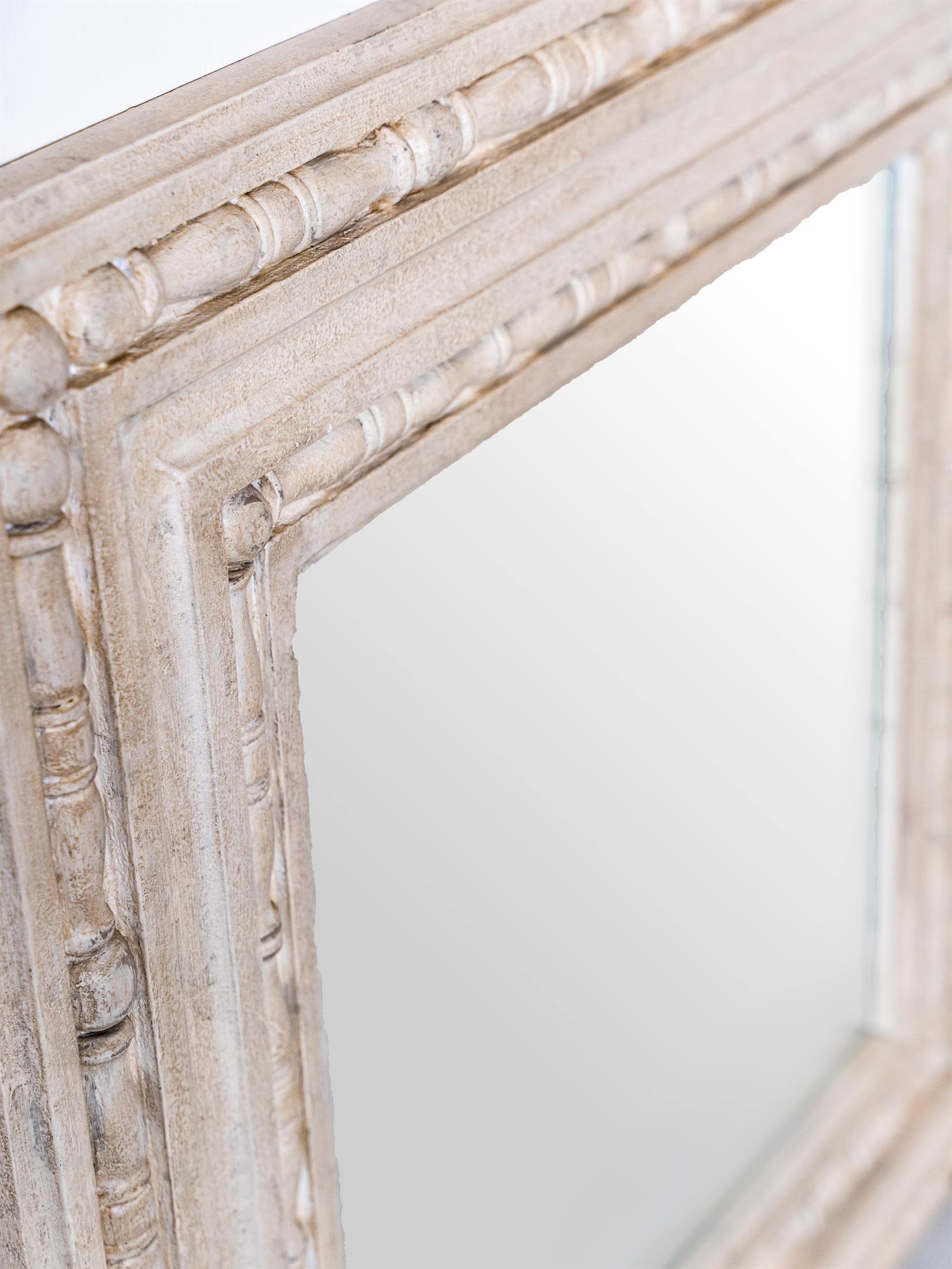 Mirror Wilson 