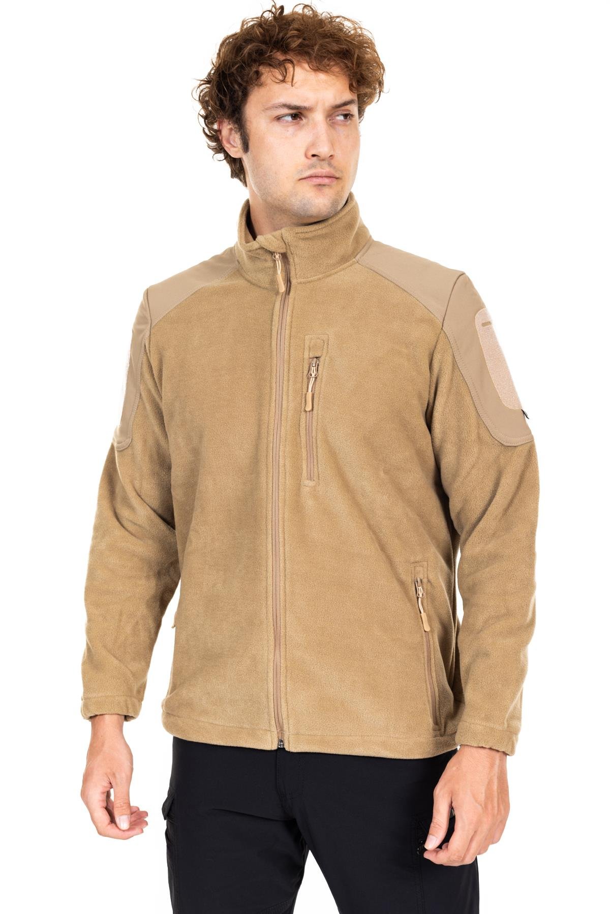 AKN 02 Polar Mont-Bej