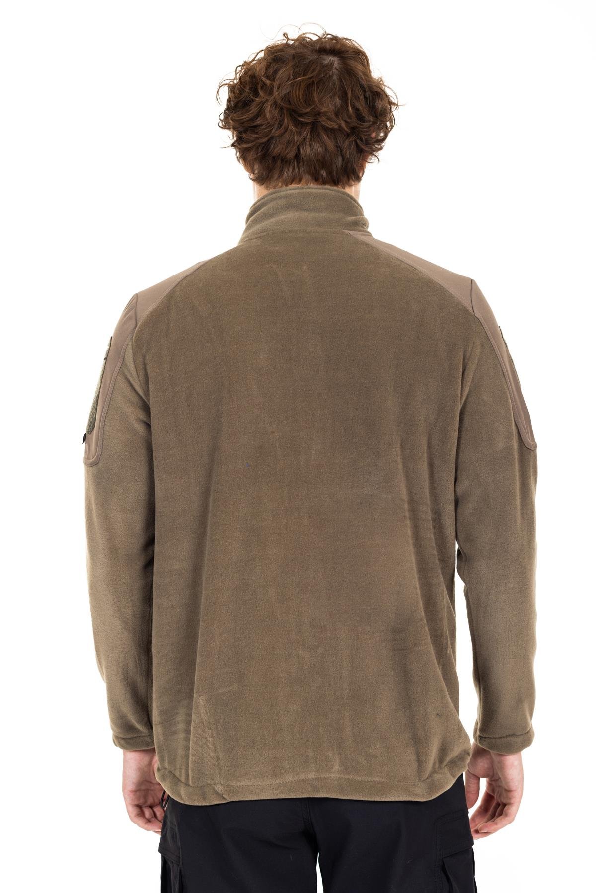 AKN 02 Polar Mont-Haki