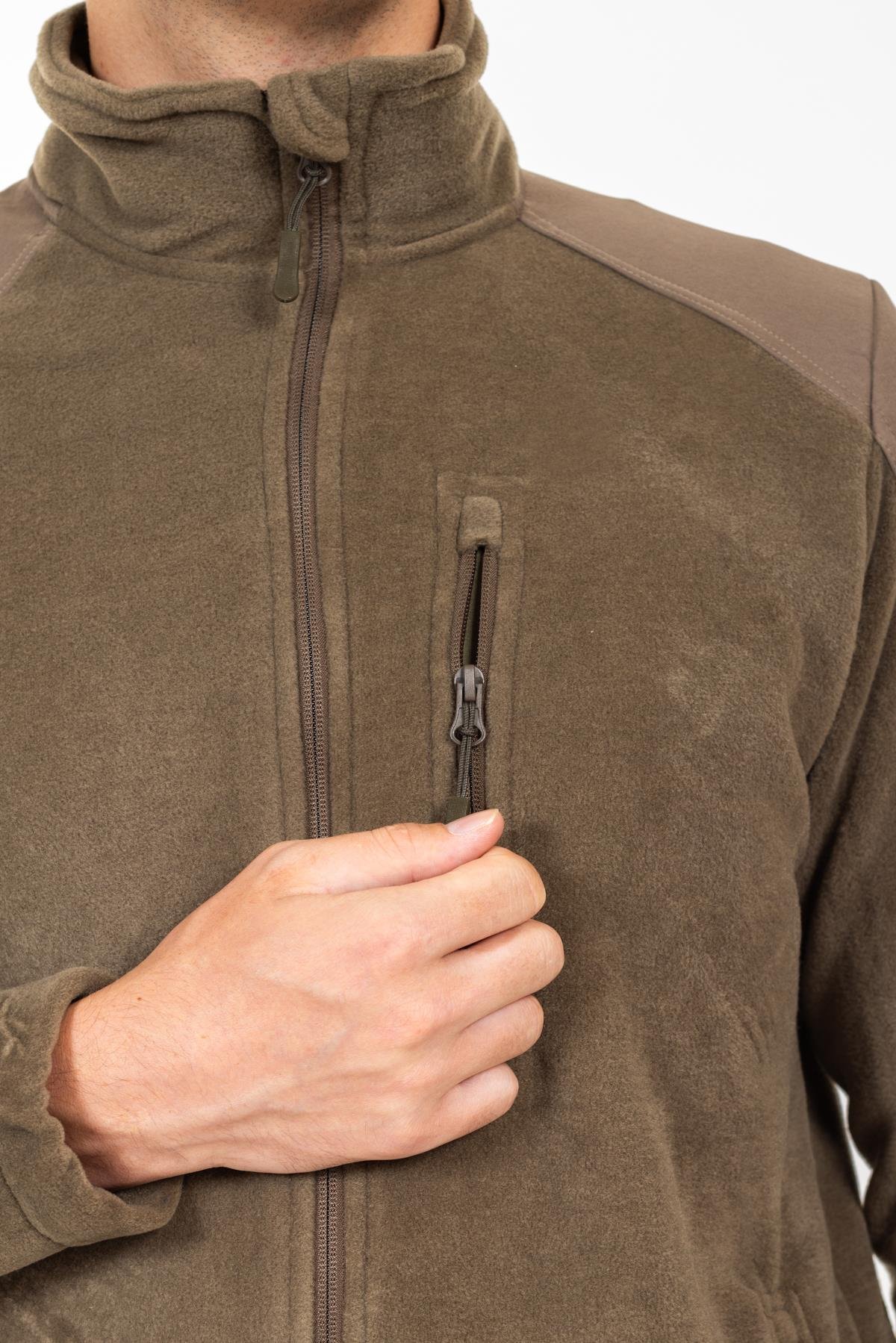 AKN 02 Polar Mont-Haki