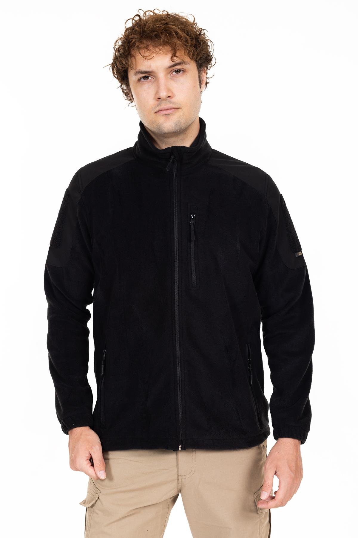 AKN 02 Polar Mont-Siyah