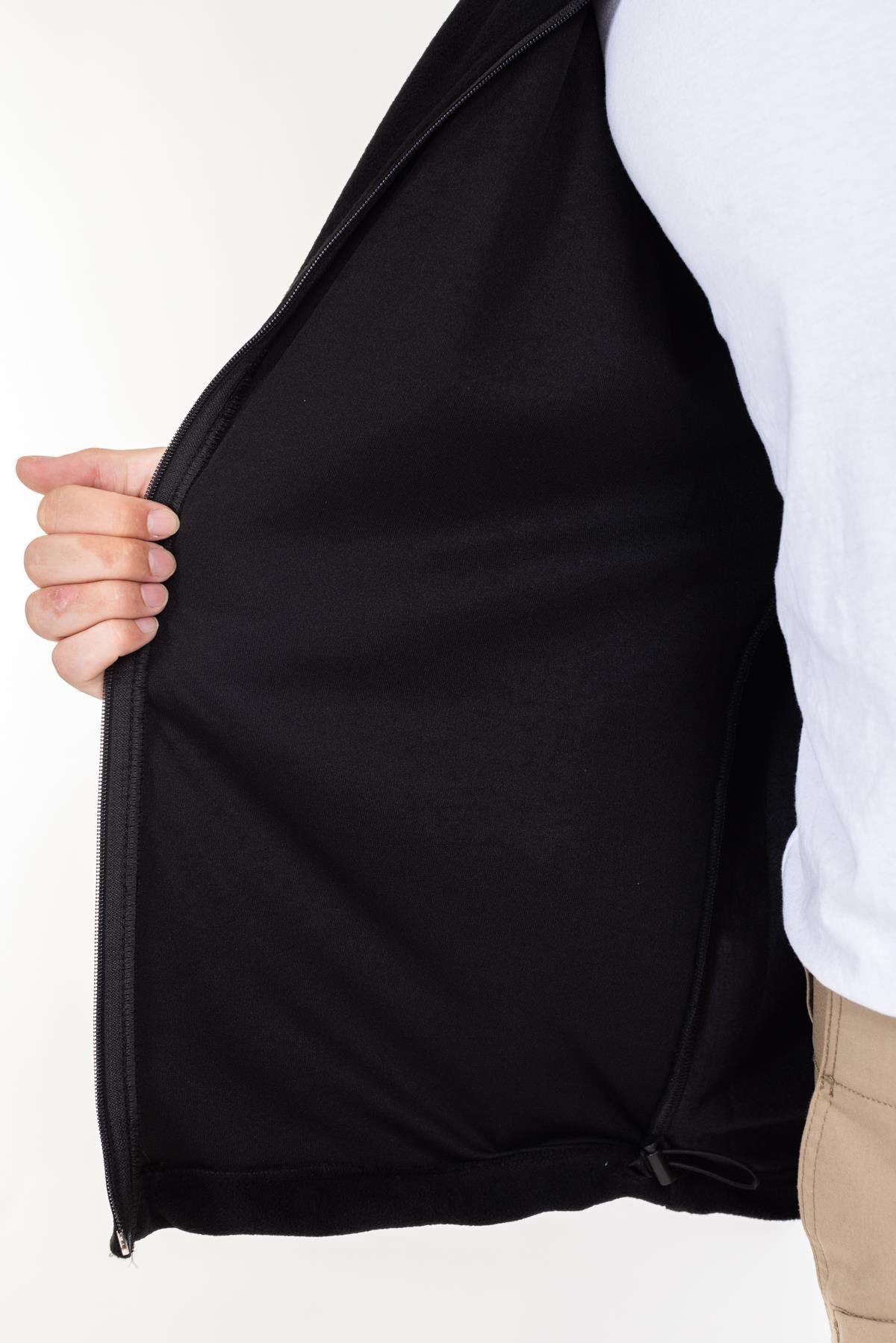 AKN 02 Polar Mont-Siyah