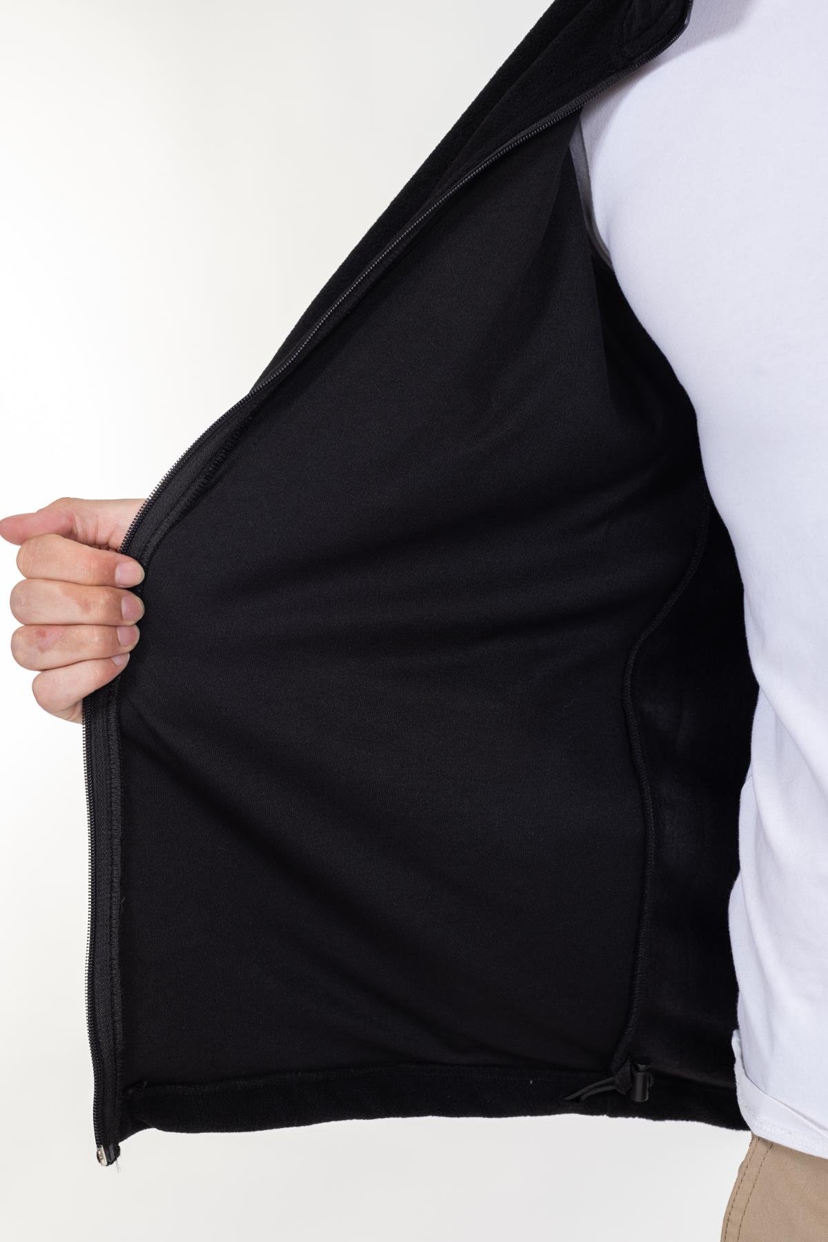 AKN 02 Polar Mont-Siyah