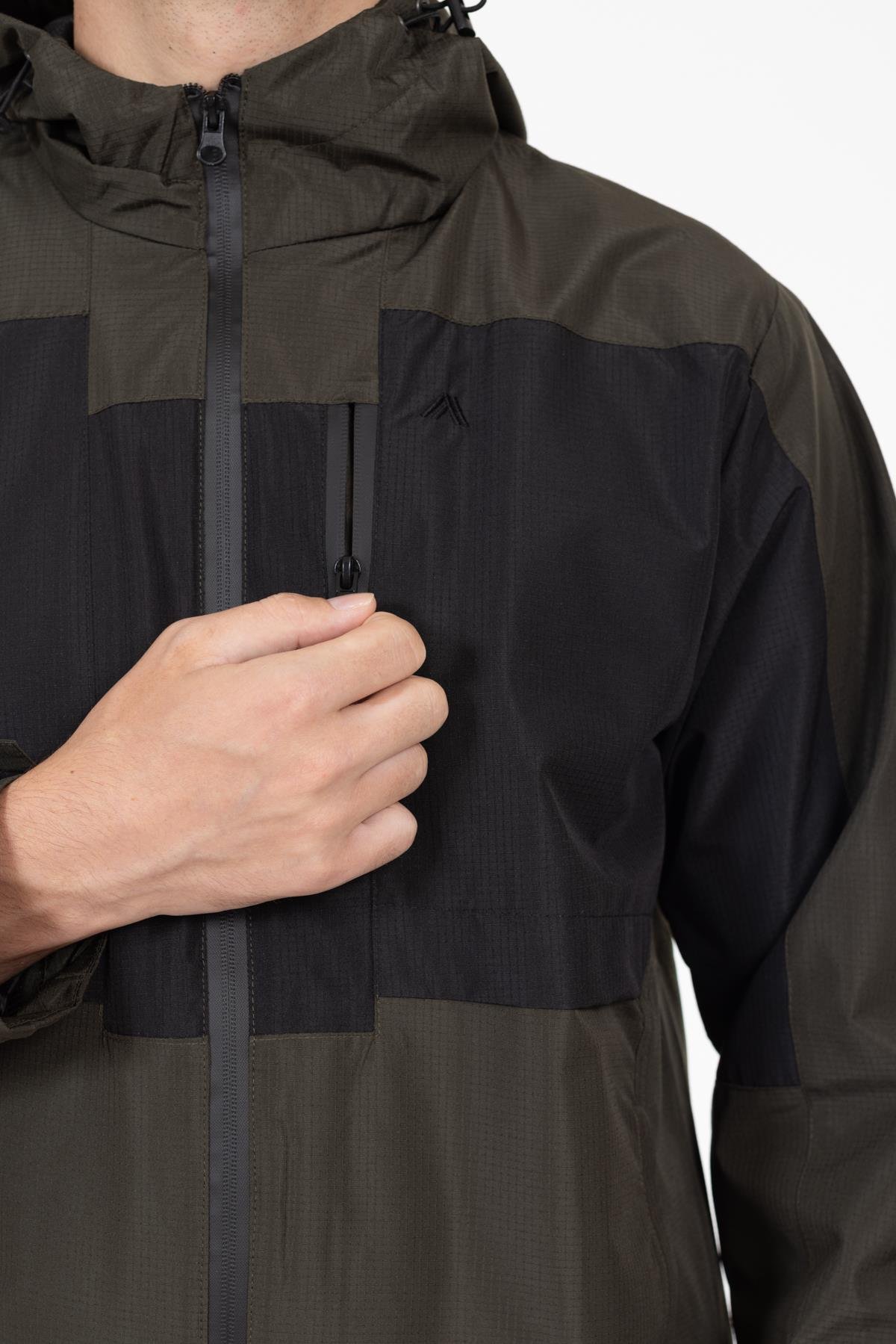 AKN 121 RÜZGARLIK/YAĞMURLUK