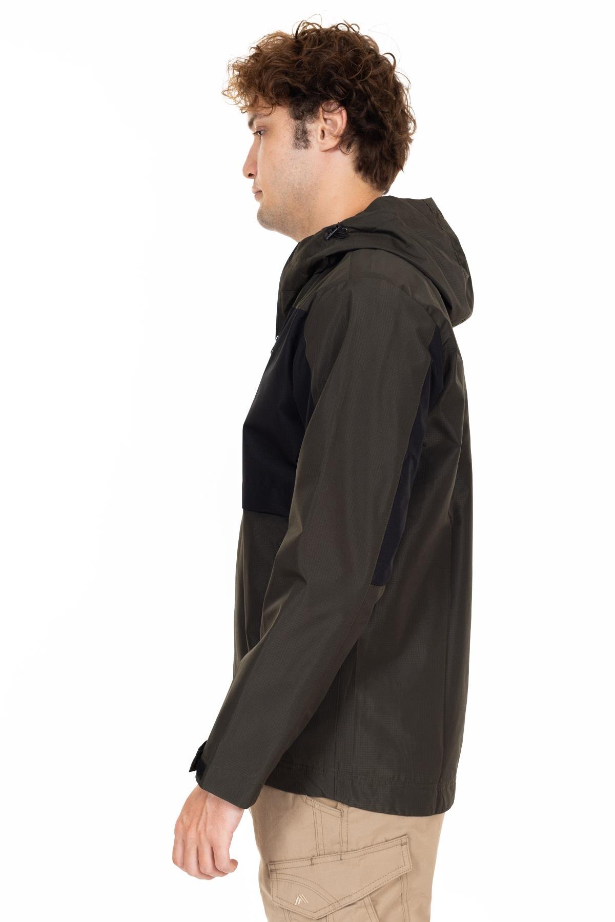 AKN 121 RÜZGARLIK/YAĞMURLUK