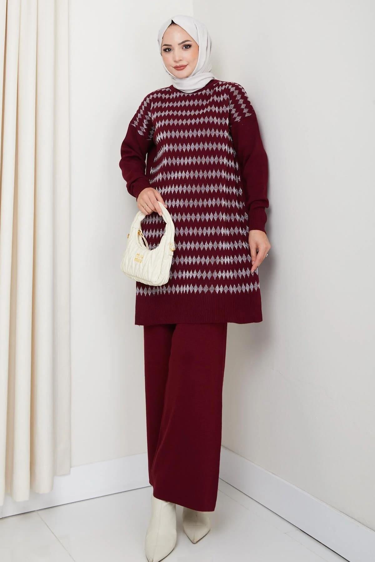 Kadın Bordo Triko Kazak – Geometrik Simli Desenli Salaş Model