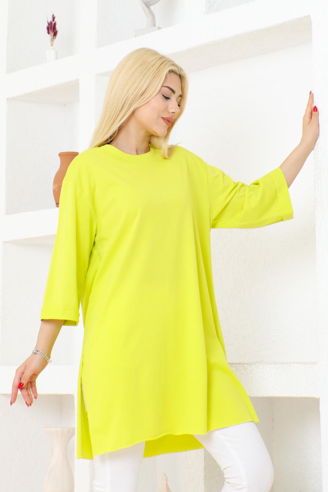 KADIN OVERSİZE RAHAT KALIP KISA KOL DÜZ BASİC YANDAN YIRTMAÇLI İÇLİK  SARI RENK T-SHIRT