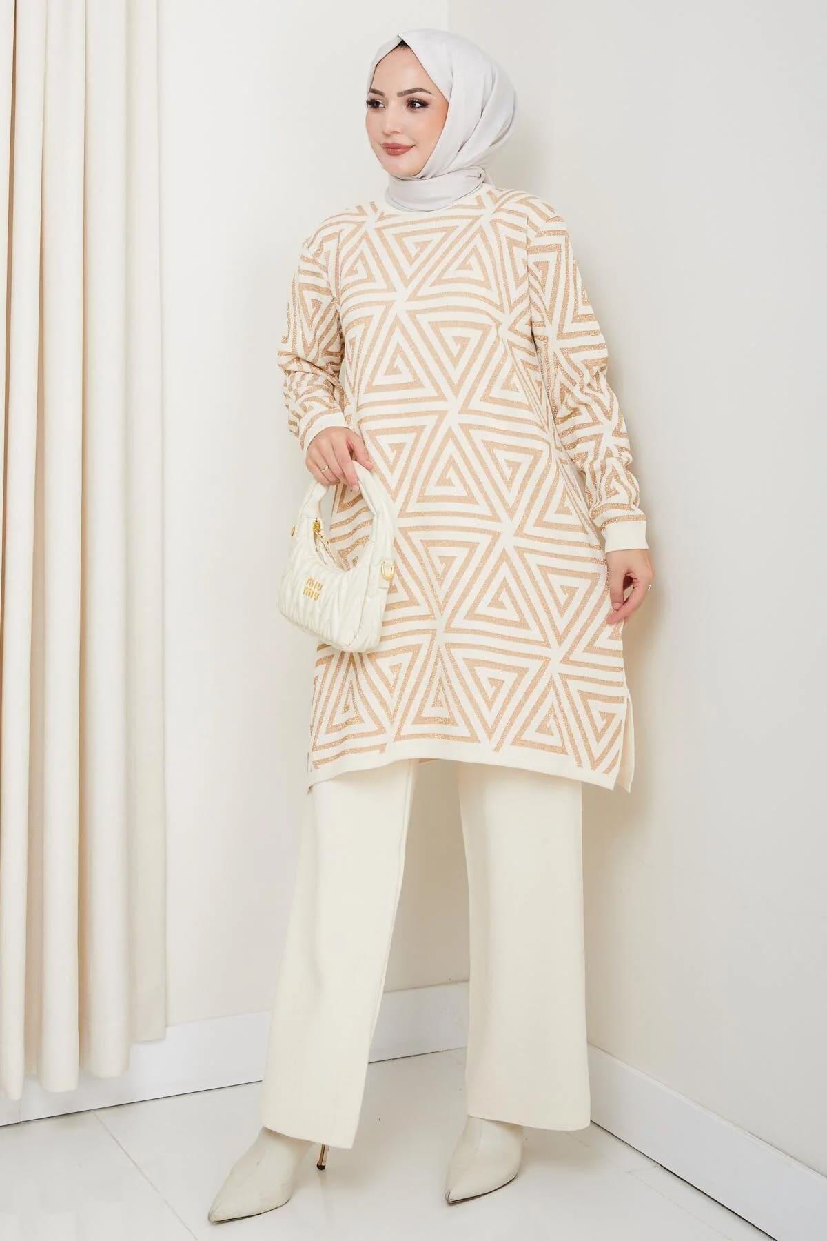 Kadın Salaş Model Geometrik Desenli Tesettür Triko Tunik