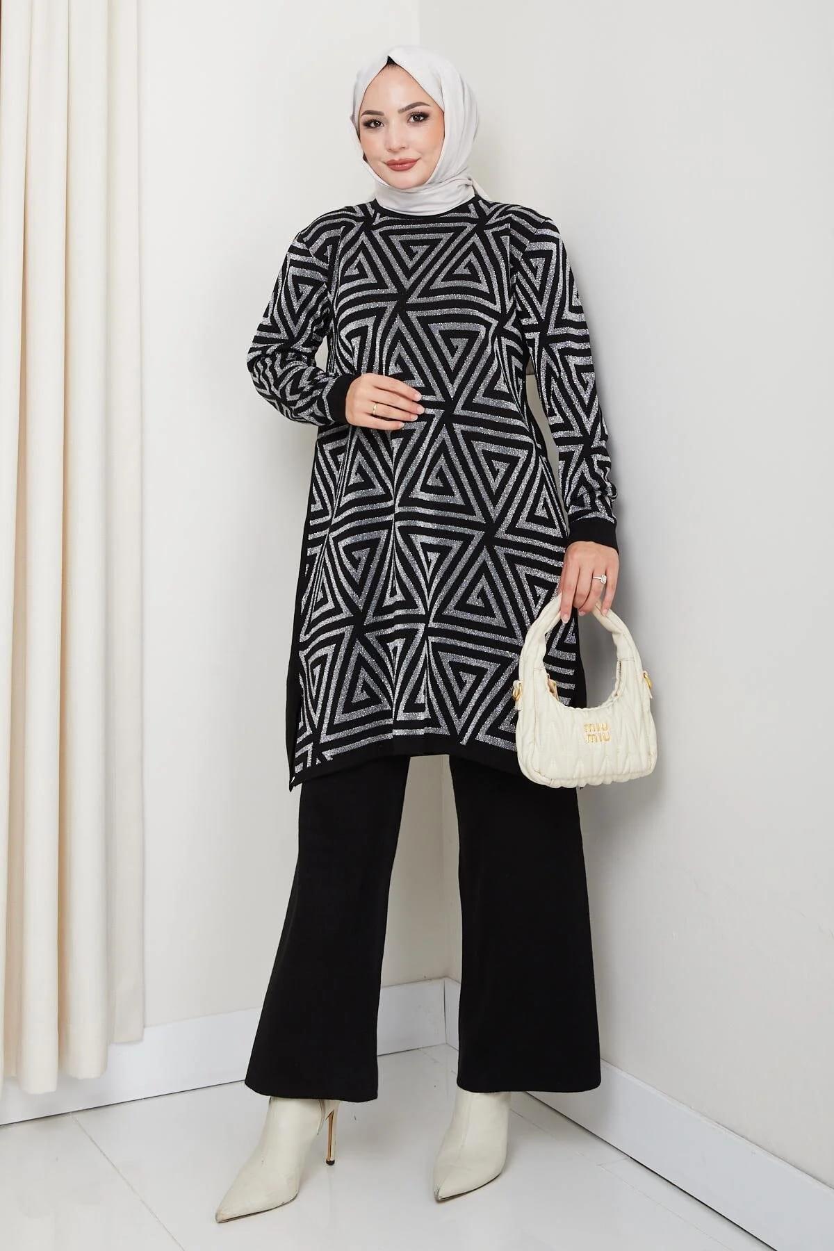 Kadın Salaş Model Geometrik Desenli Tesettür Triko Tunik