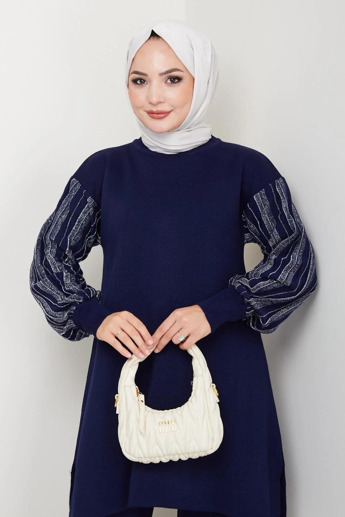 Kadın Salaş Model Kolu Desenli Tesettür Triko Tunik