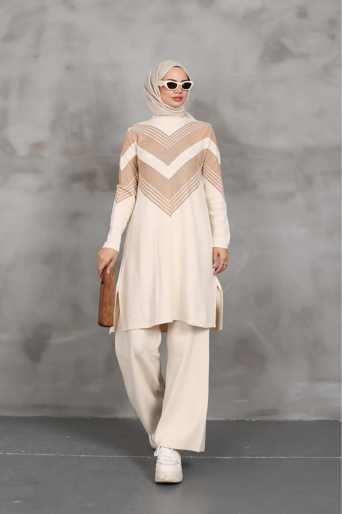 KADIN UZUN BİSİKLET YAKA TRİKO KENDİNDEN simli DESENLİ TUNİK TRİKO KAZAK