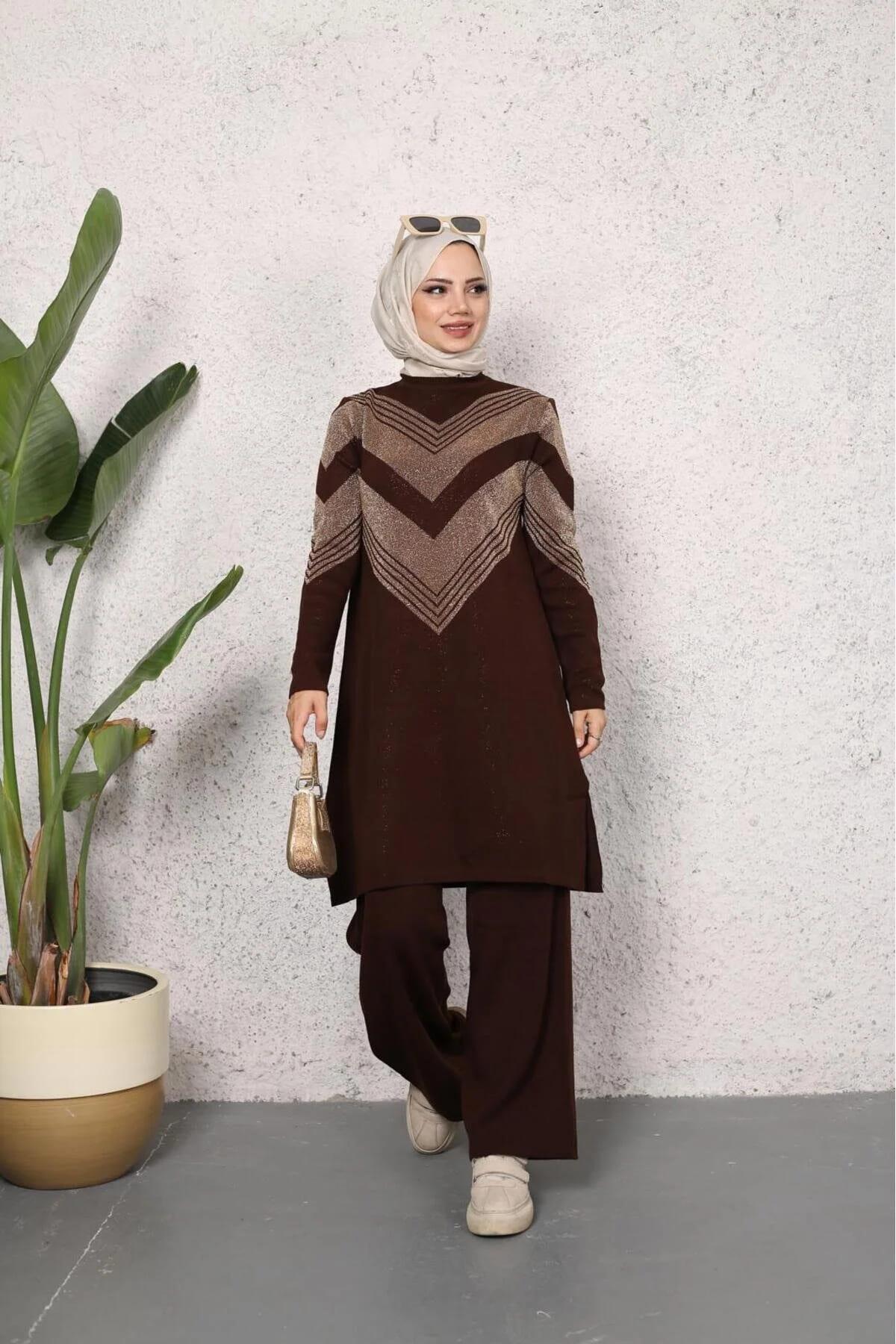 KADIN UZUN BİSİKLET YAKA TRİKO KENDİNDEN simli DESENLİ TUNİK TRİKO KAZAK