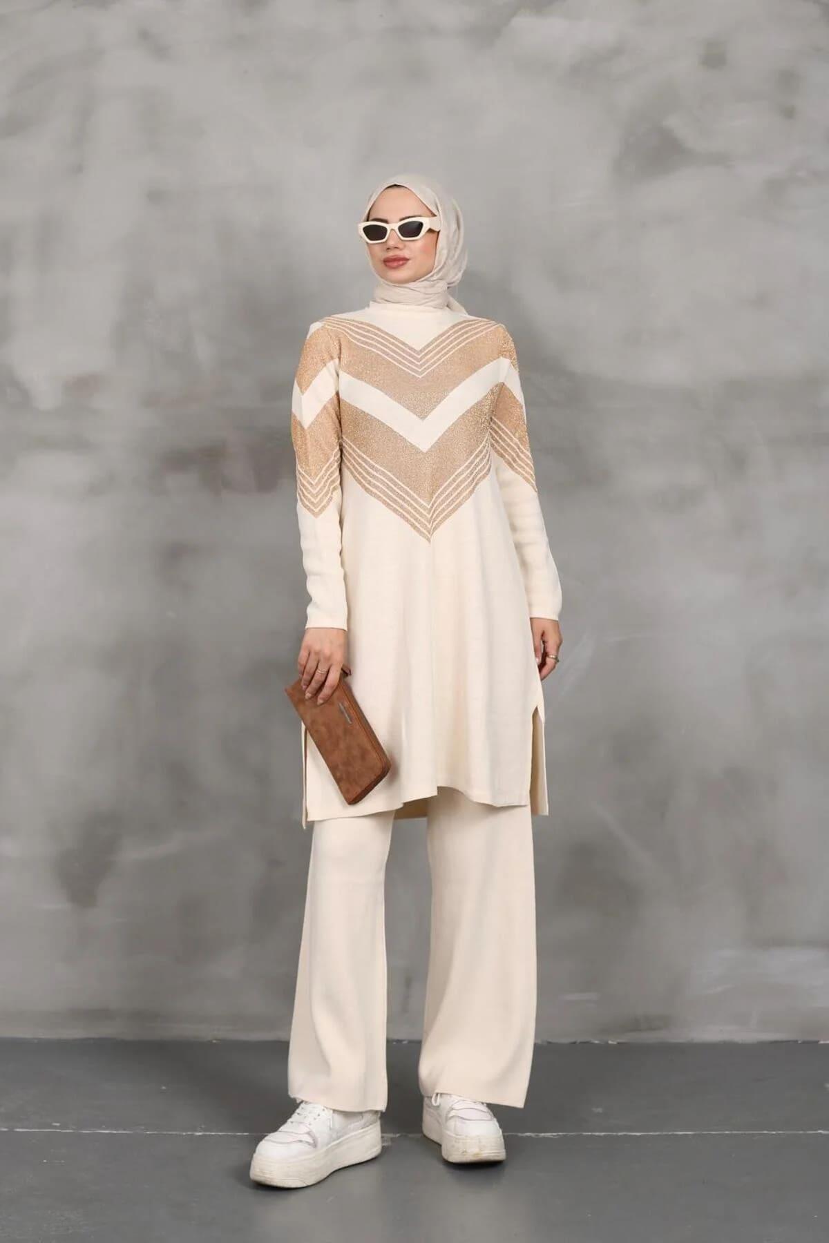 KADIN UZUN BİSİKLET YAKA TRİKO KENDİNDEN simli DESENLİ TUNİK TRİKO KAZAK