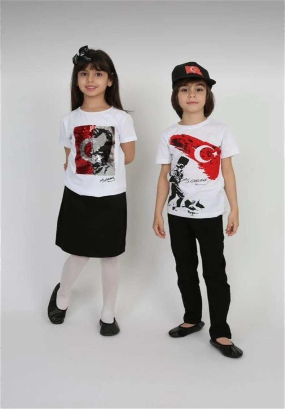 kız erkek çocuk 23 Nisan 29 Ekim 10 Kasım 19 Mayıs Gösteri Kıyafeti Desenli T-shirt Etek Takım