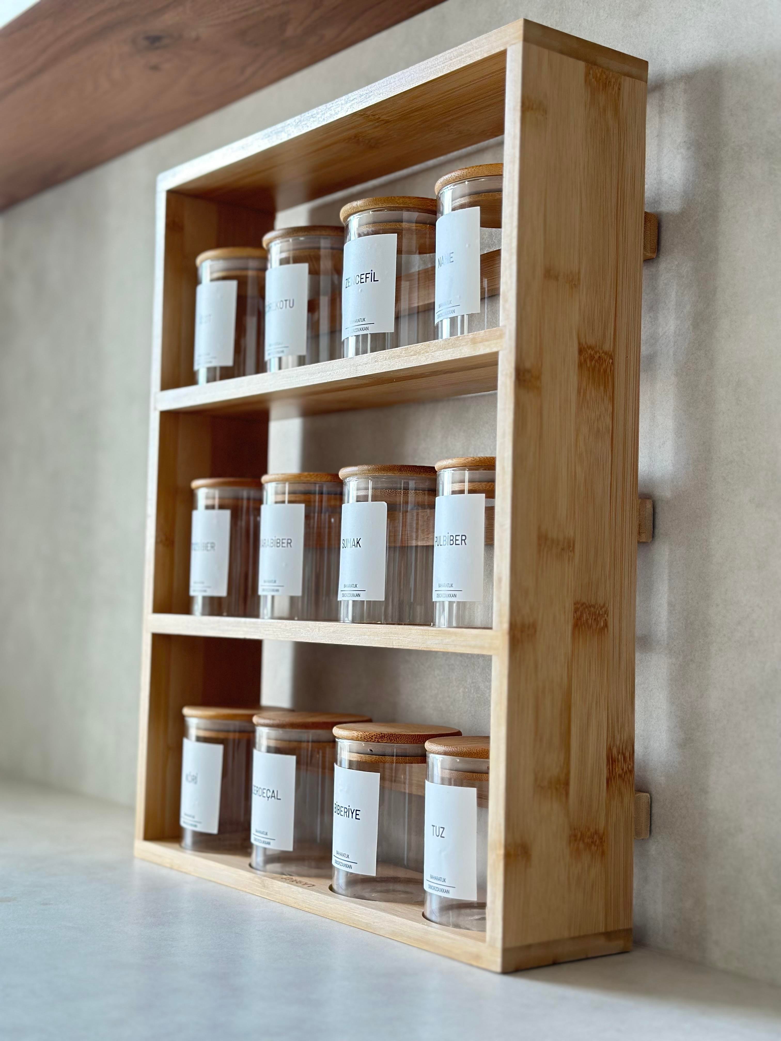 12'li Bambu Vakum Kapaklı Baharatlık ve Tezgah Üstü Bambu Stand (25 adet etiket) + 12 adet kaşık