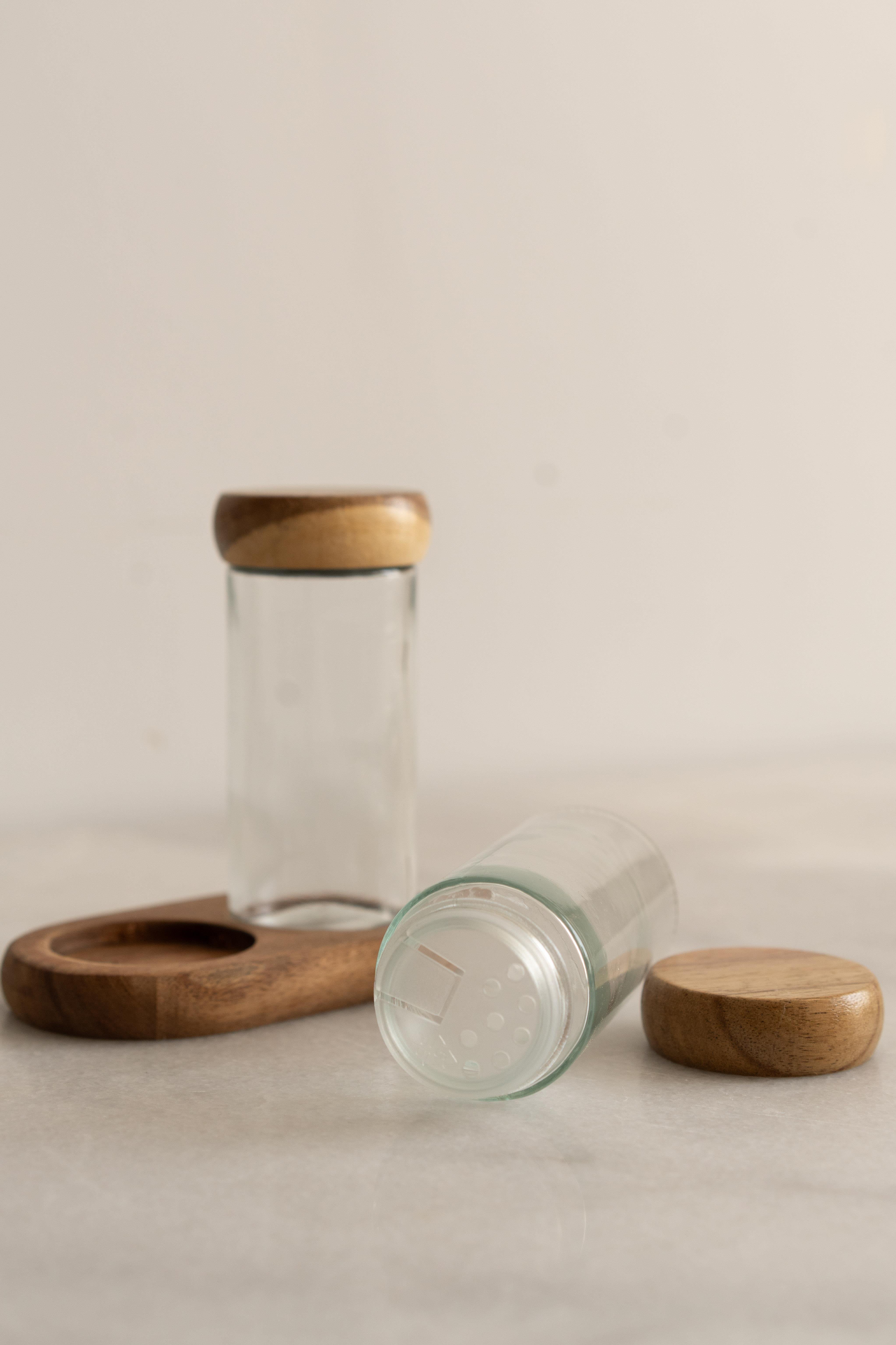 2'li Akasya Standlı Tuzluk