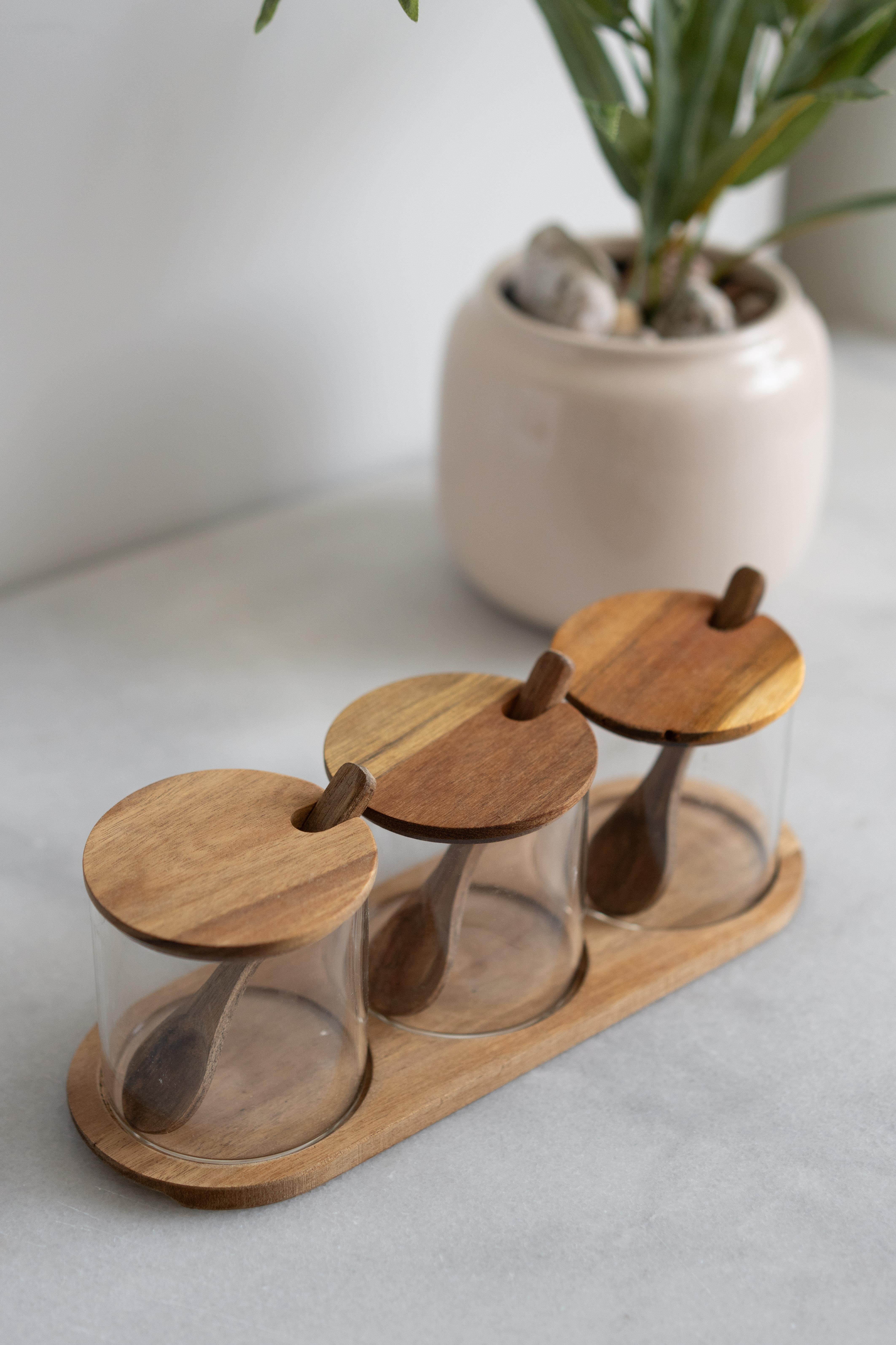 3'lü Akasya Standlı Kapaklı ve Kaşıklı Kavanoz Seti