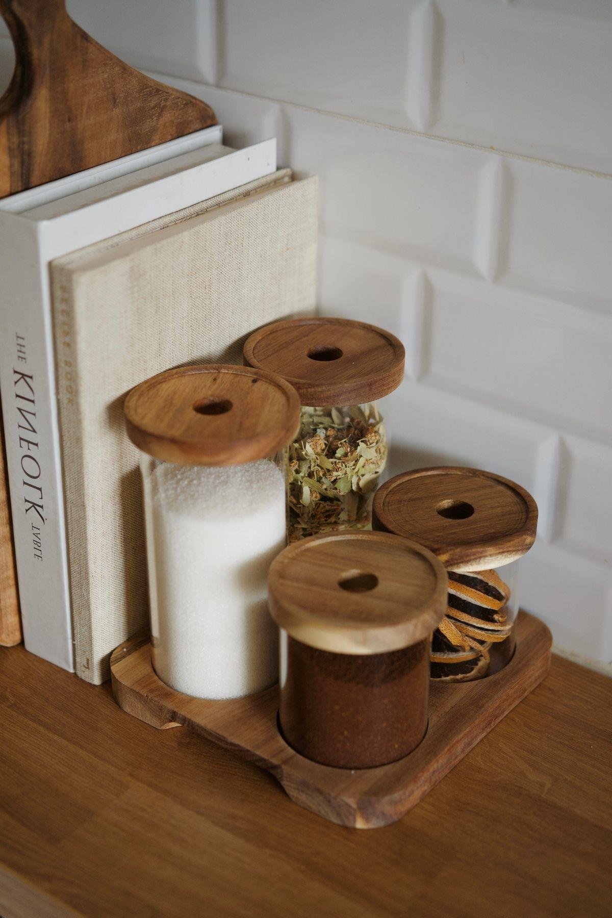 4'lü Standlı Akasya Vakum Kapaklı Kavanoz Seti