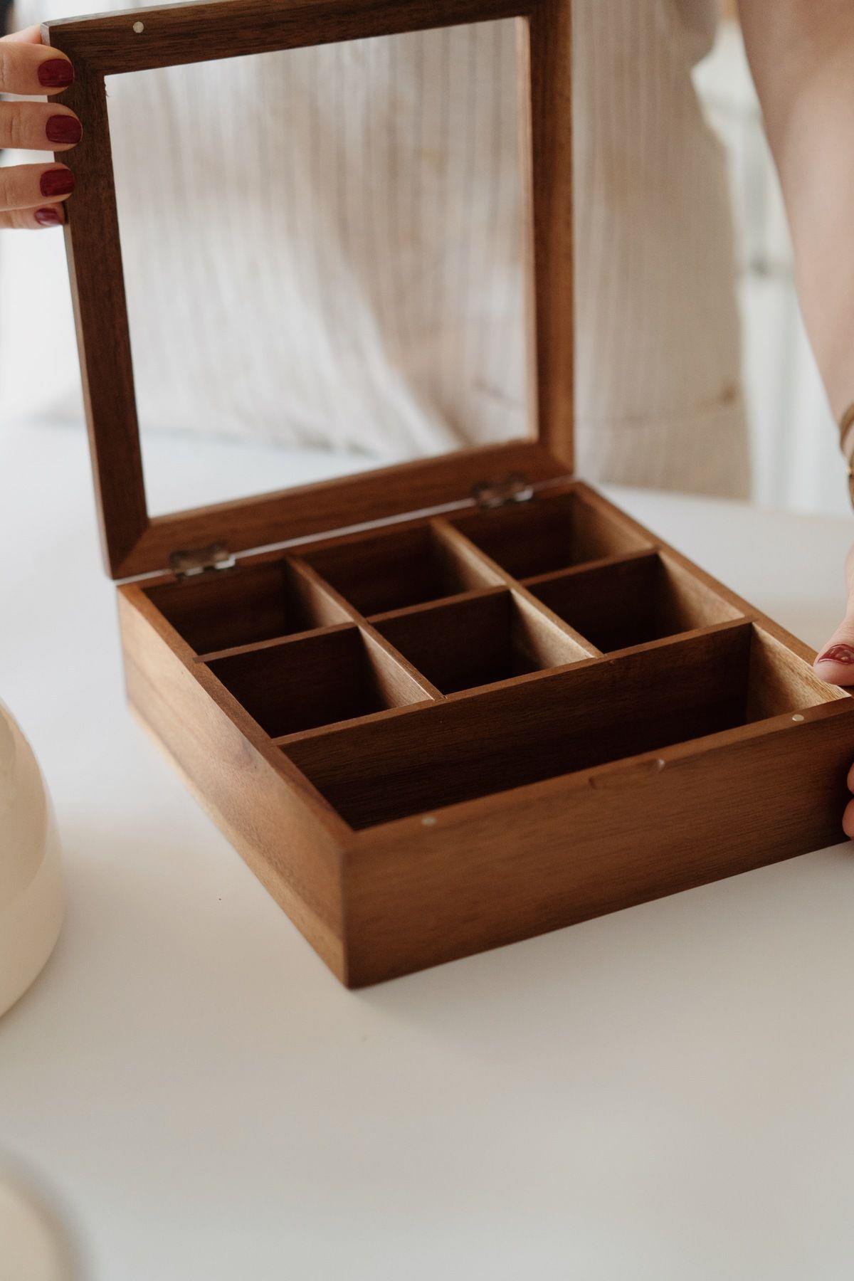 Akasya Kapaklı ve Bölmeli Düzenleyici Kutu (20,7x20,7x6,5cm)