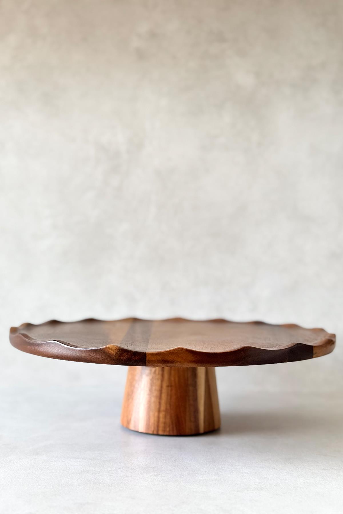 Akasya Pasta Standı (Dalgalı Kenar)