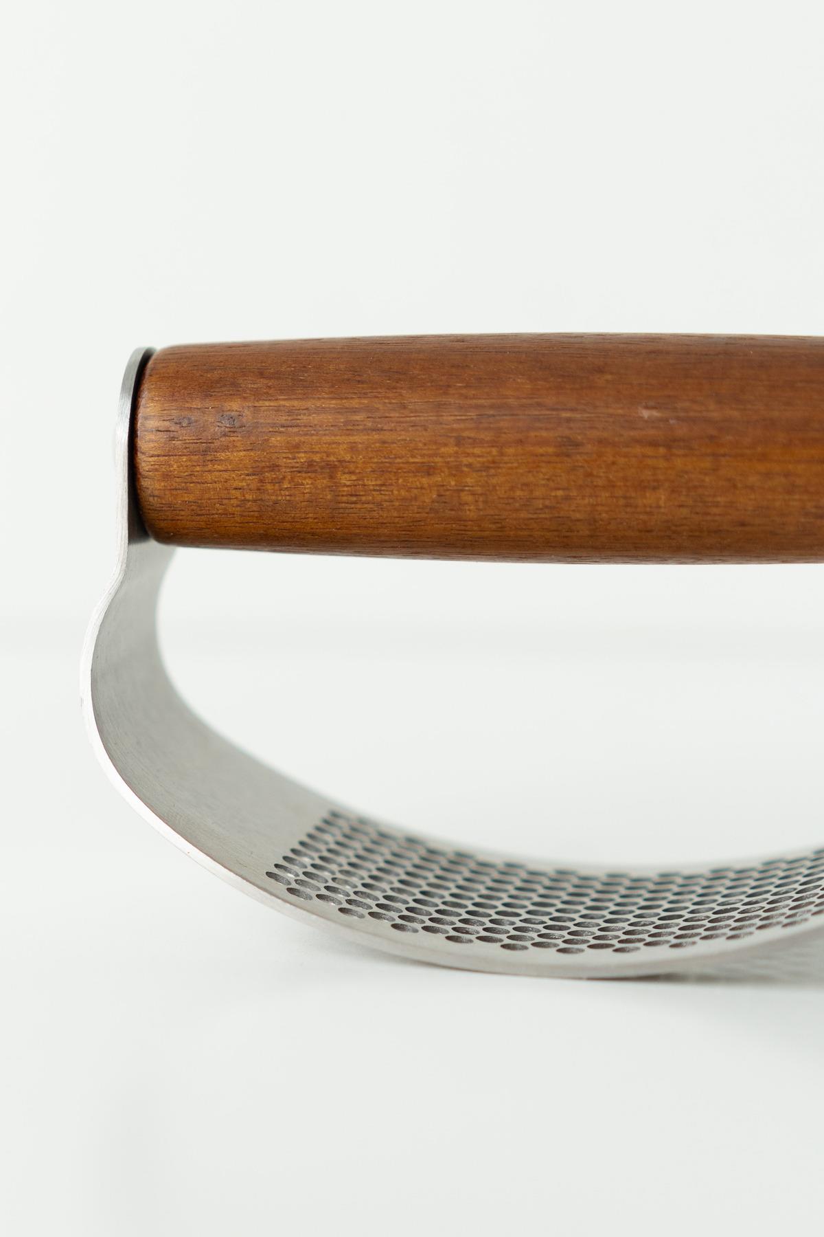 Akasya Saplı Sarımsak Ezici