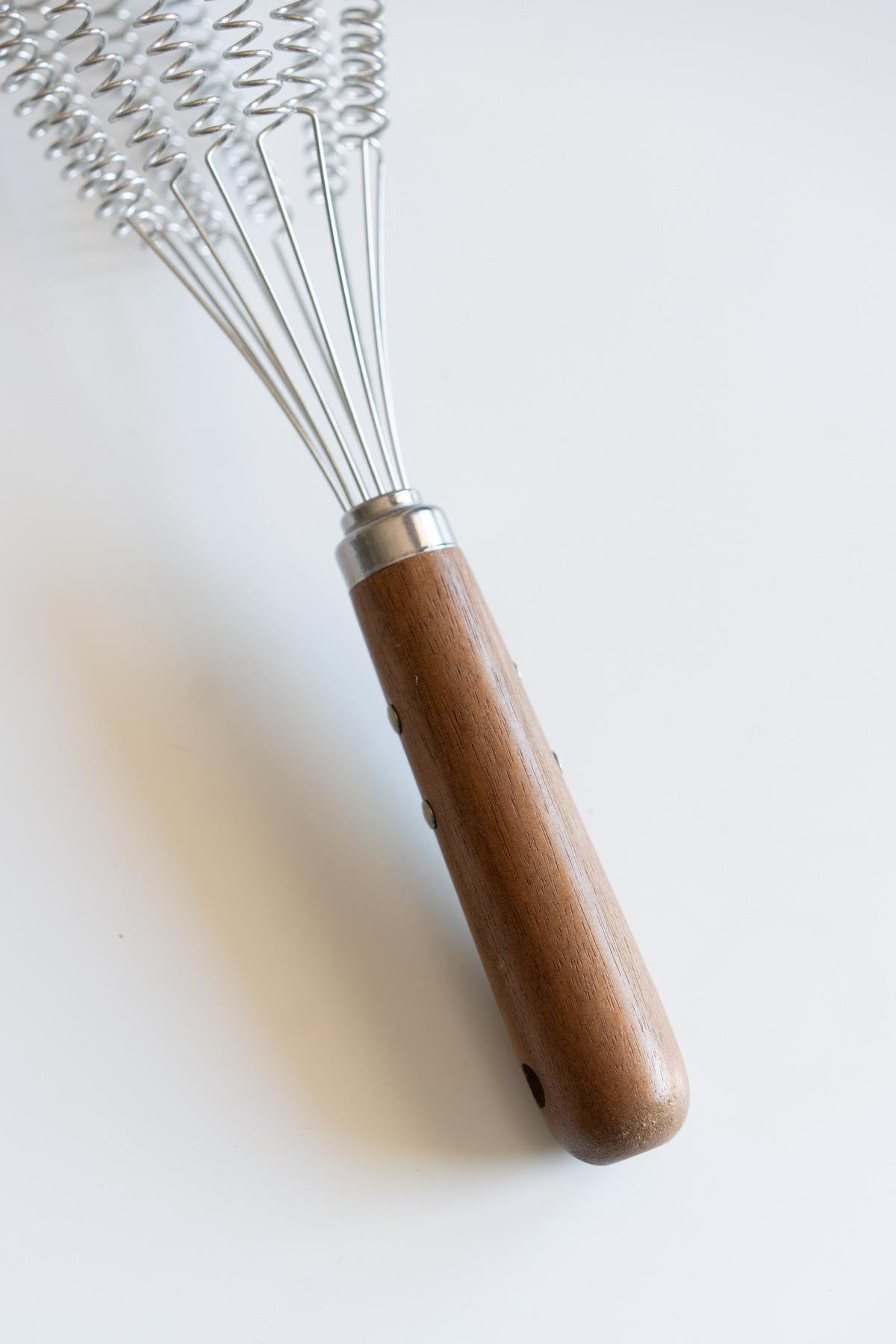 Akasya Saplı Spiral Çırpıcı