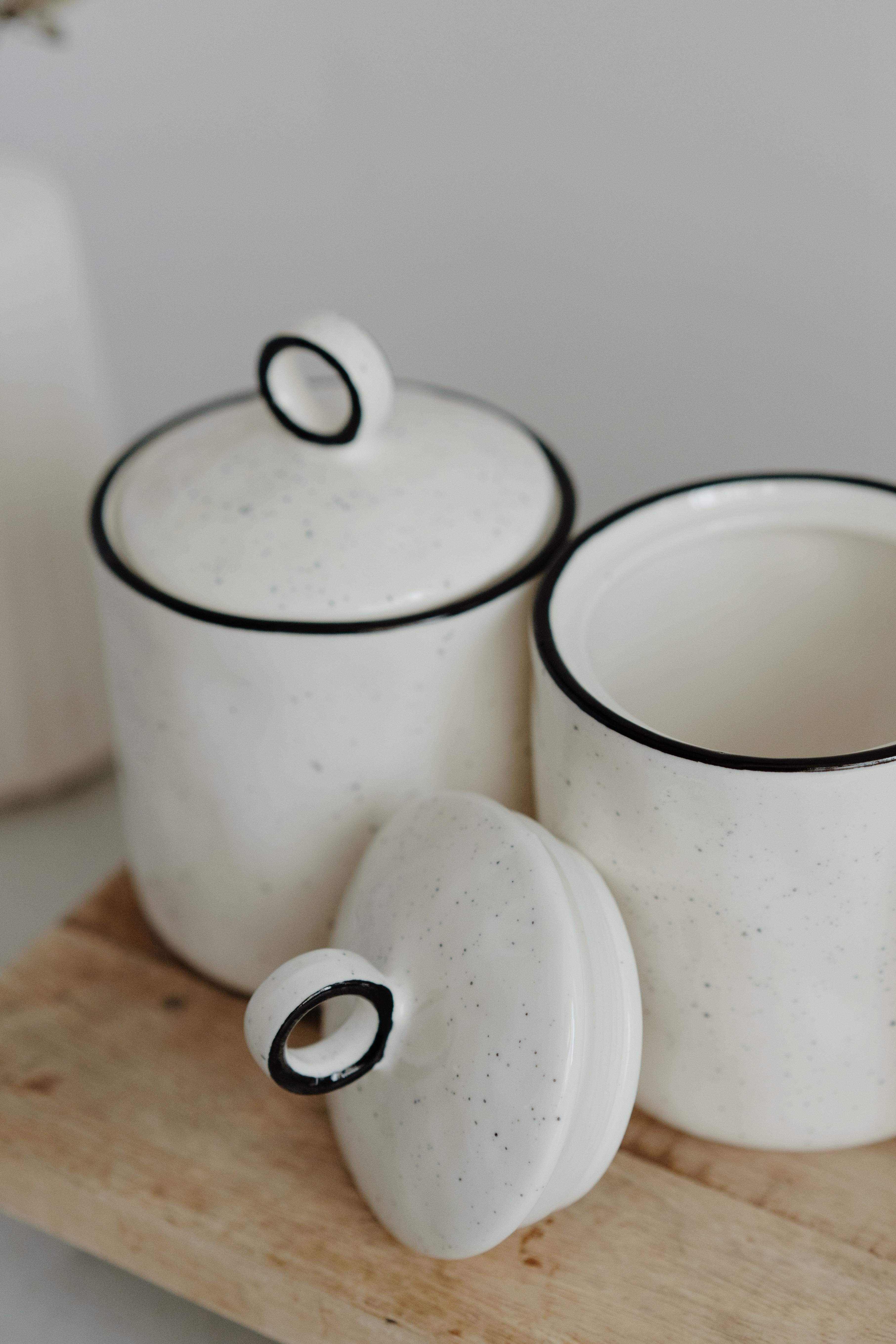 Arya 4'lü  Vakum Kapaklı Porselen Baharatlık Seti