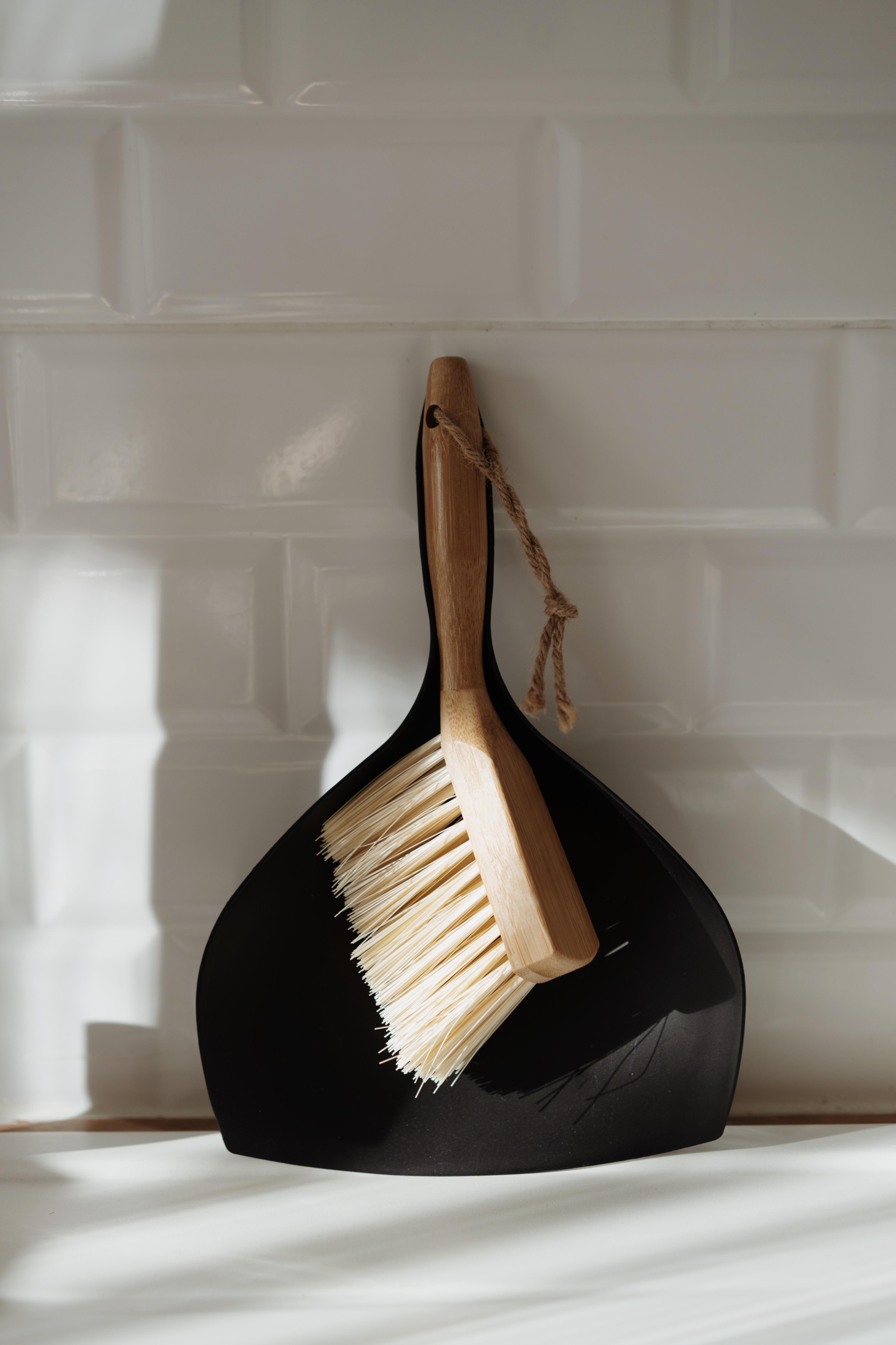 Bambu Plastik Faraşlı Eğik Model Masa Temizleme Fırçası 06