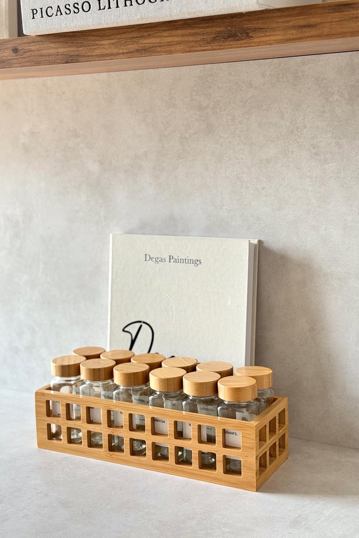 Bambu Standlı ve 12'li Bambu Kapaklı Kare Baharatlık Seti