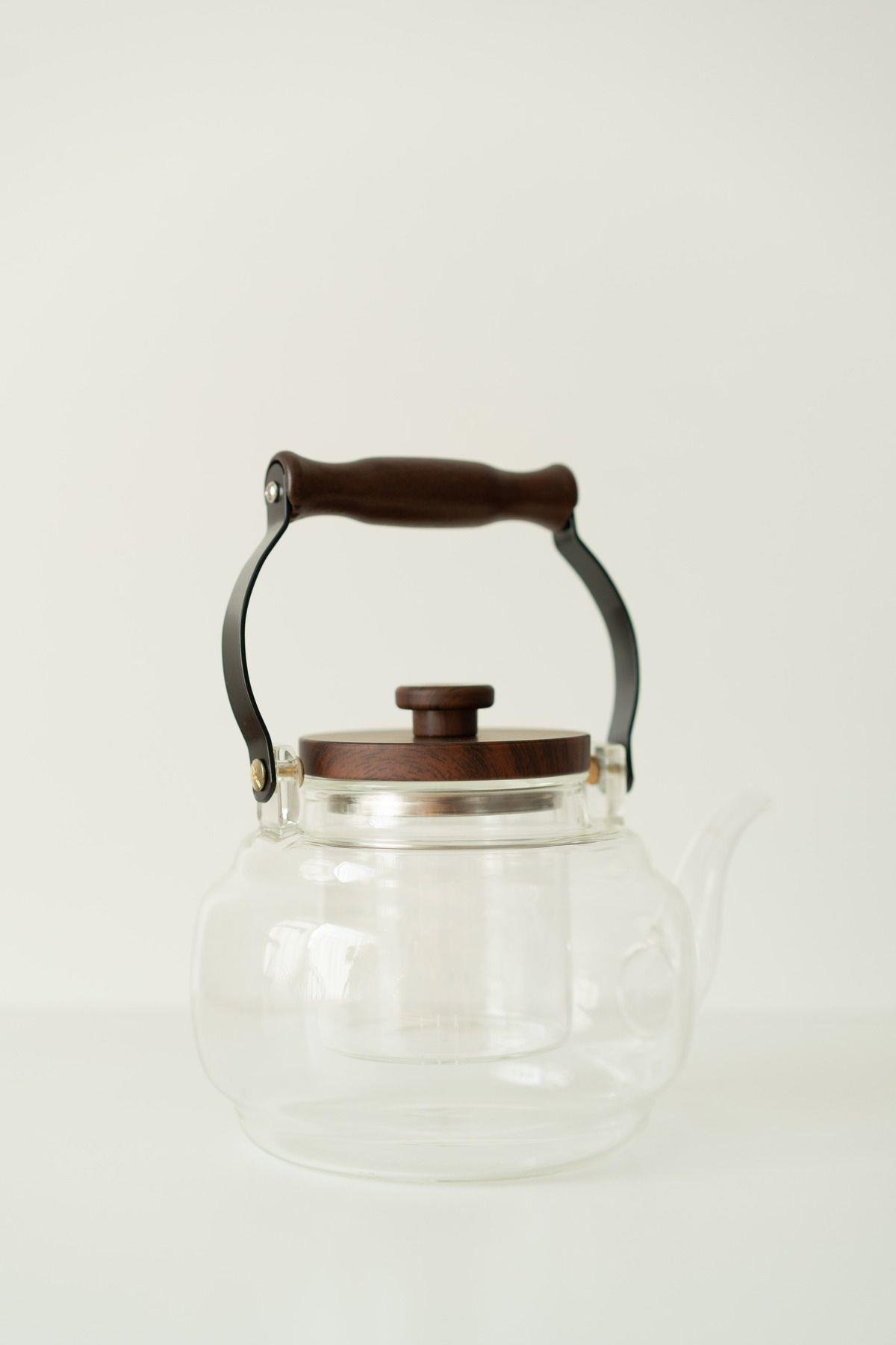 Ceviz Kulp Detaylı Süzgeçli Düz Demlik (1000ml)