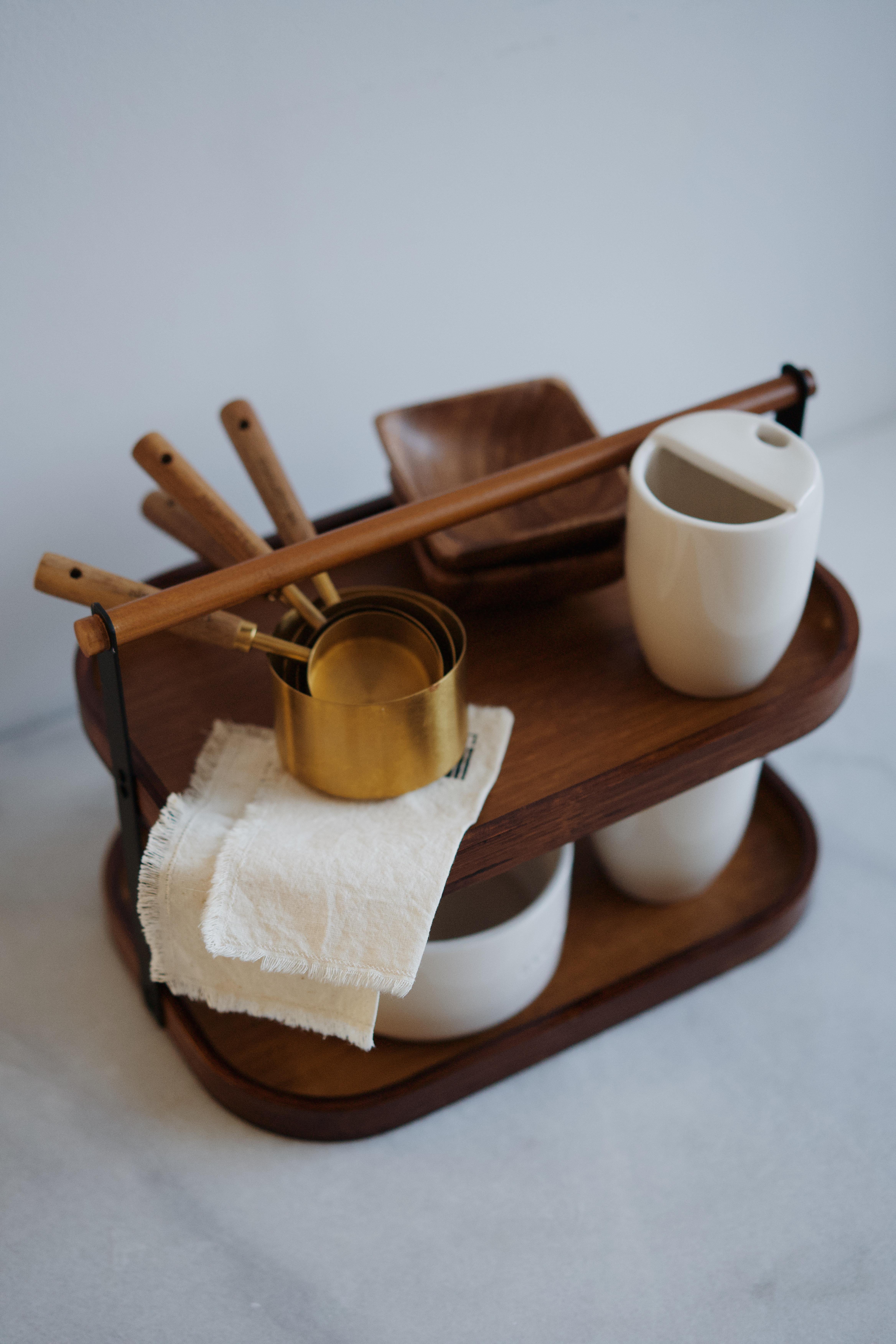 Çift Katlı Akasya Tezgah Üstü Stand