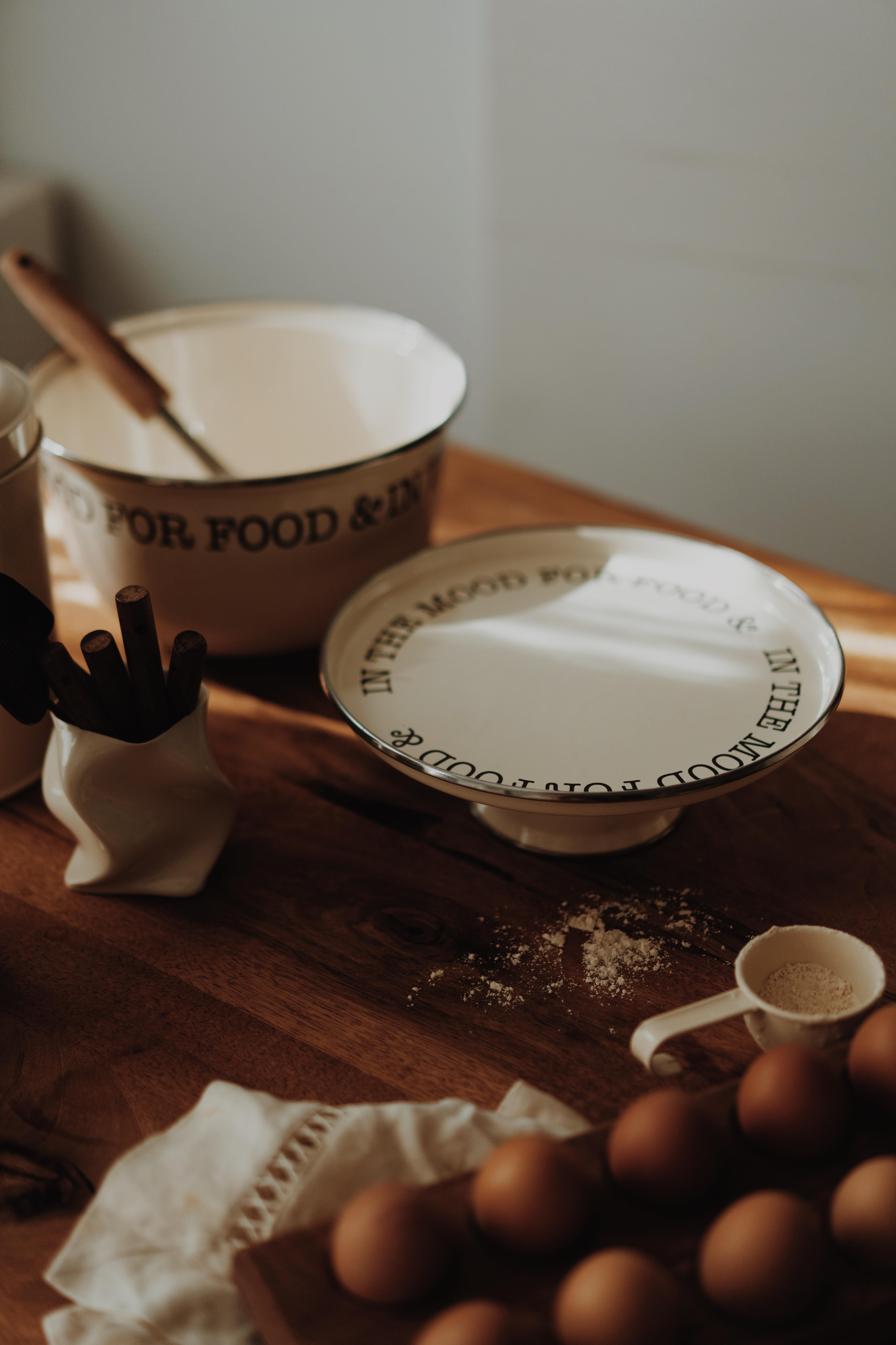 Motto Emaye Kek Standı