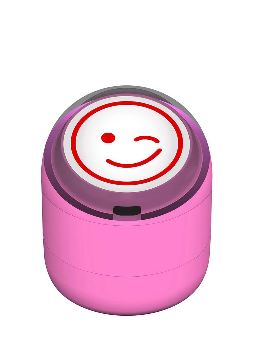 Göz Kırpan Gülen Emoji Motivasyon Kaşesi 22mm Yuvarlak Teknobutik.com'da