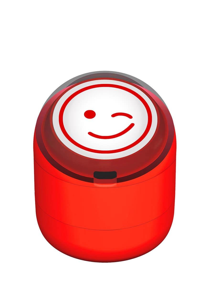 Göz Kırpan Gülen Emoji Motivasyon Kaşesi 22mm Yuvarlak Teknobutik.com'da