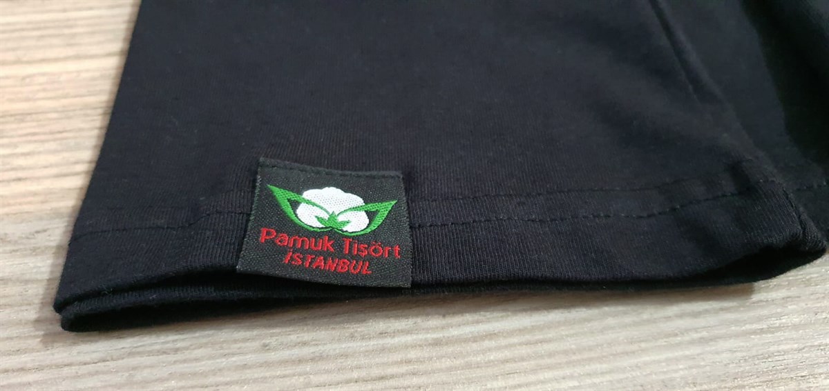 Tırmanan Kedi Baskılı Basic Tshirt