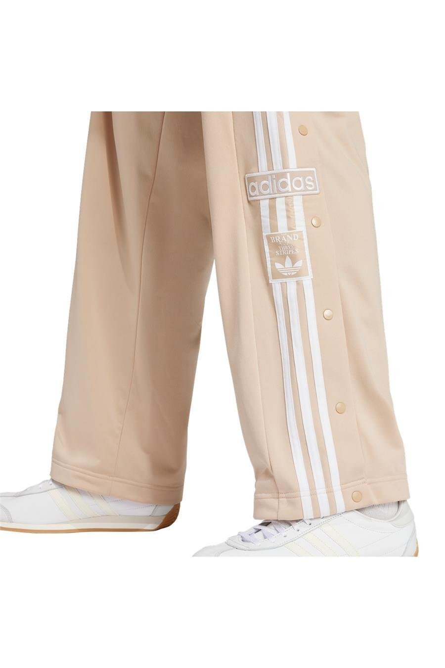 adidas-adibreak-erkek-esofman-alti-iy9-2d0-5a.jpg