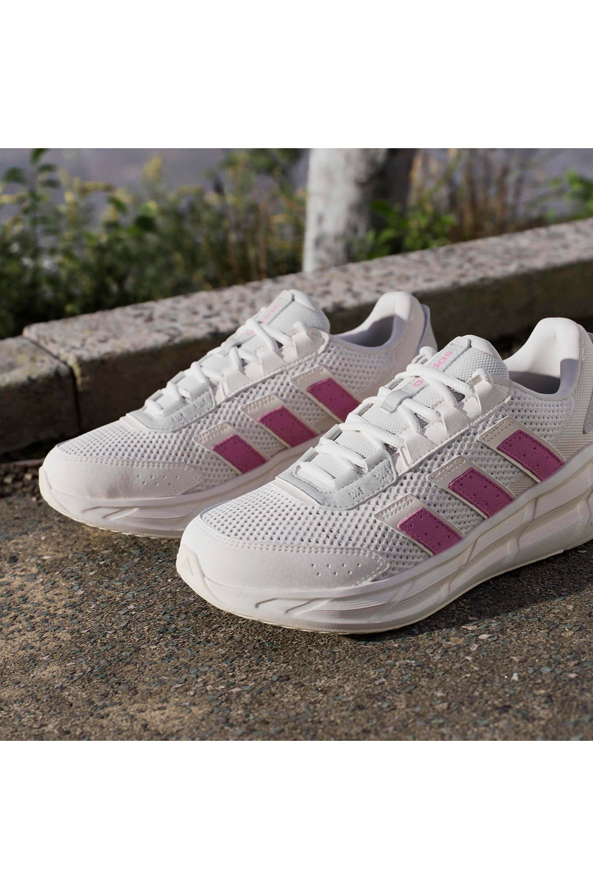 adidas ASTRASTAR Kadın  Beyaz  Koşu Ayakkabısı JP5947