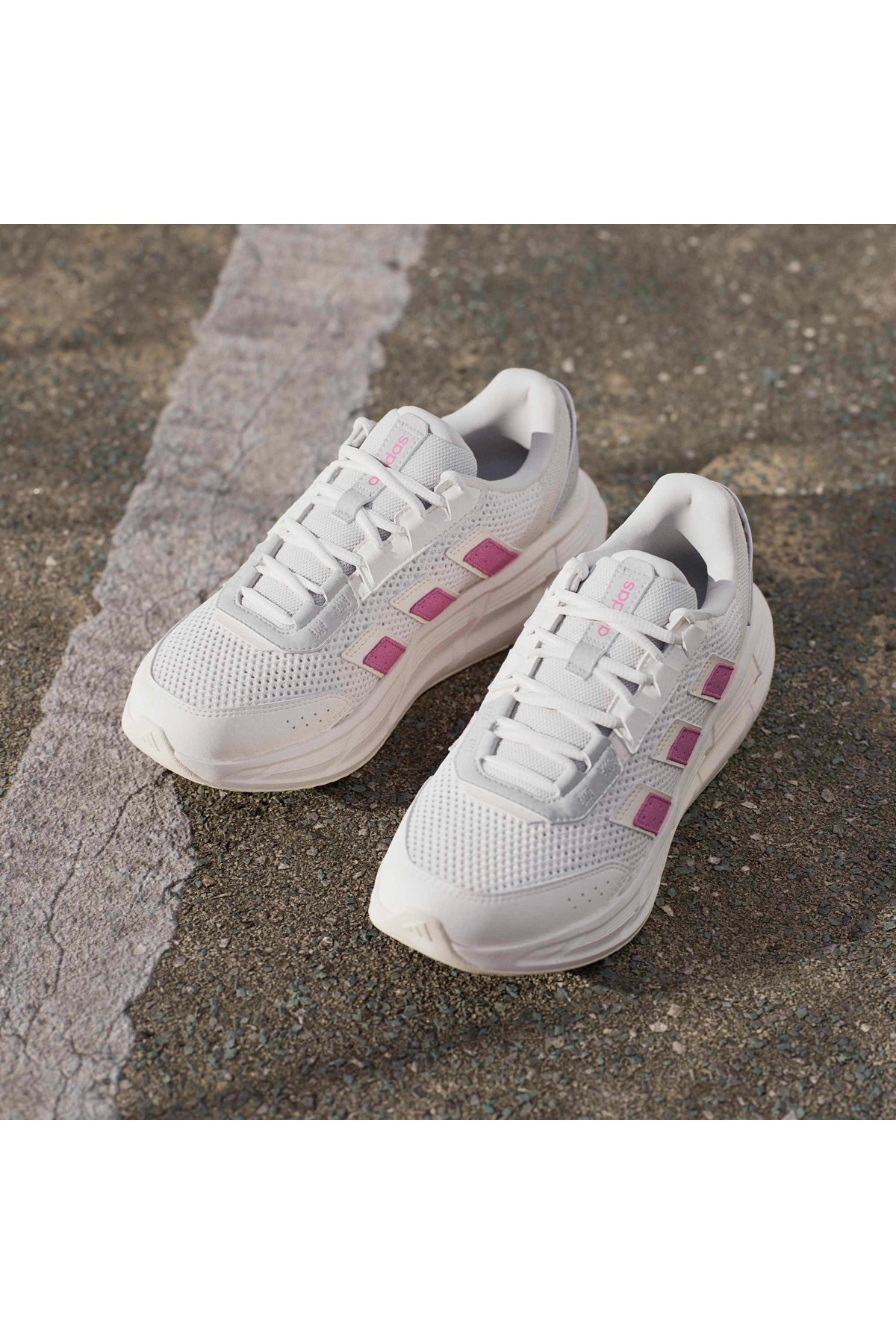 adidas ASTRASTAR Kadın  Beyaz  Koşu Ayakkabısı JP5947