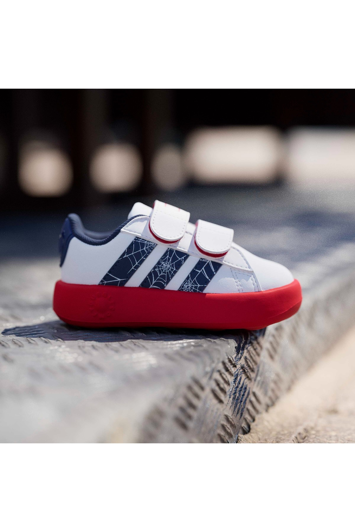adidas Bebek Yürüyüş Ayakkabısı GRAND COURT SPIDER-MAN CF I KI9192