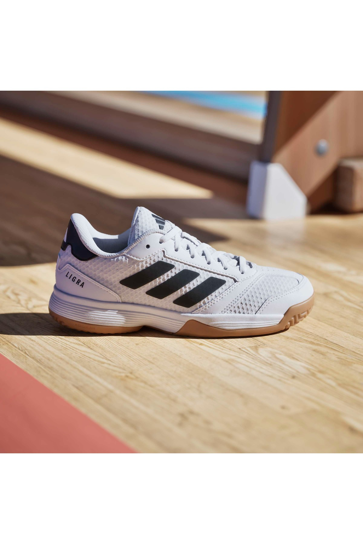adidas Çocuk Indoor Ayakkabı Ligra 8 K IH8244