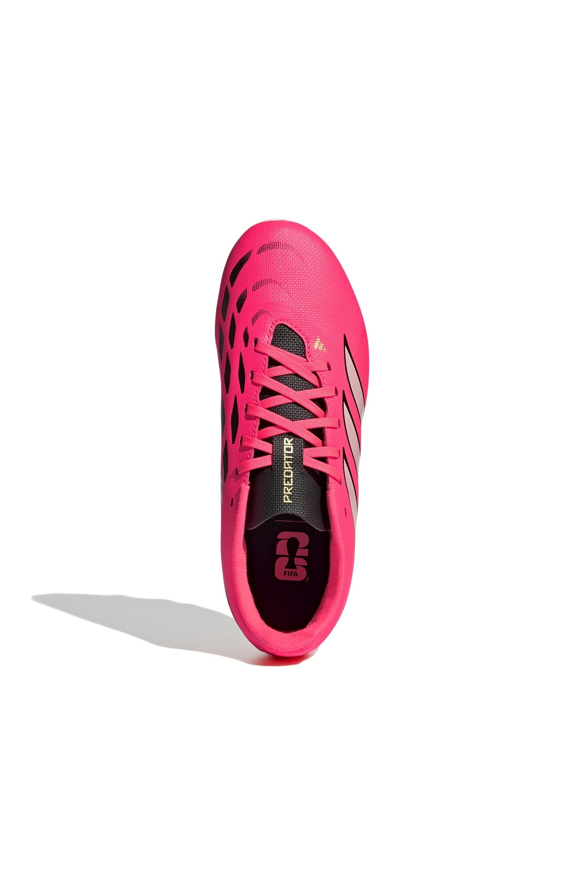 adidas Çocuk Krampon PREDATOR CLUB FG/MG J HP9977